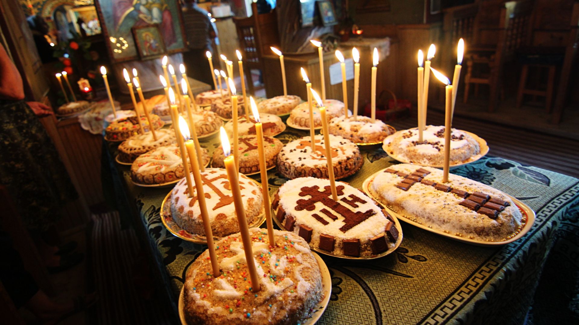 File:Coliva in biserica 01.jpg