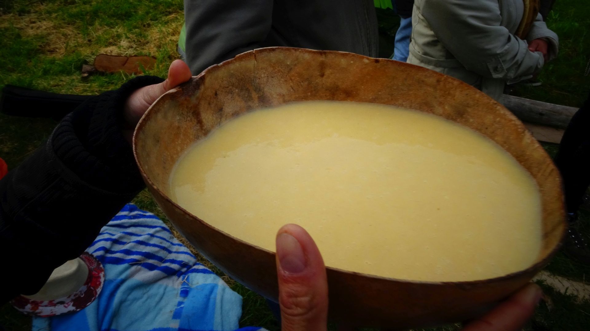 File:Chicha - Fiesta del Huán - Templo del Sol - Suamox - Boyacá - Colombia.jpg