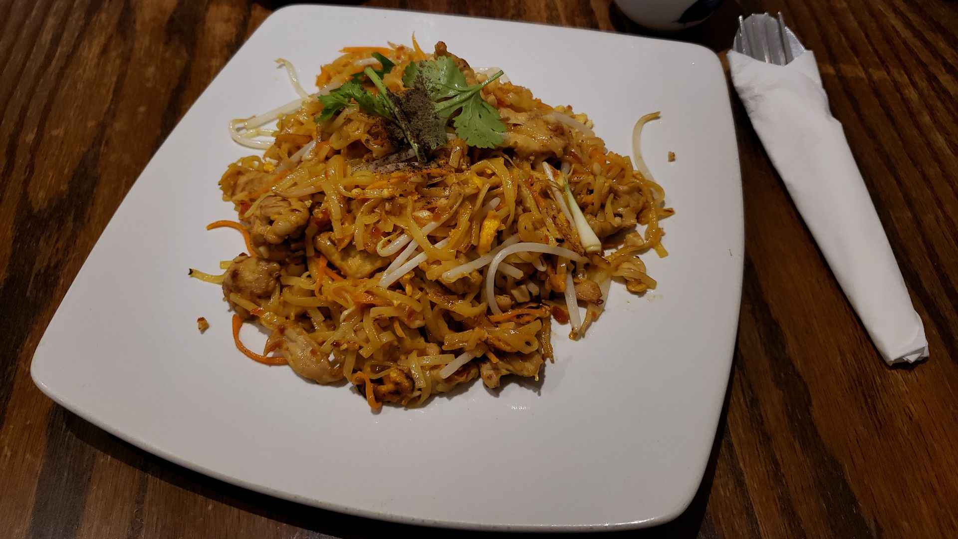 File:Pad Thai with Pork - Unithai 2023-07-08.jpg