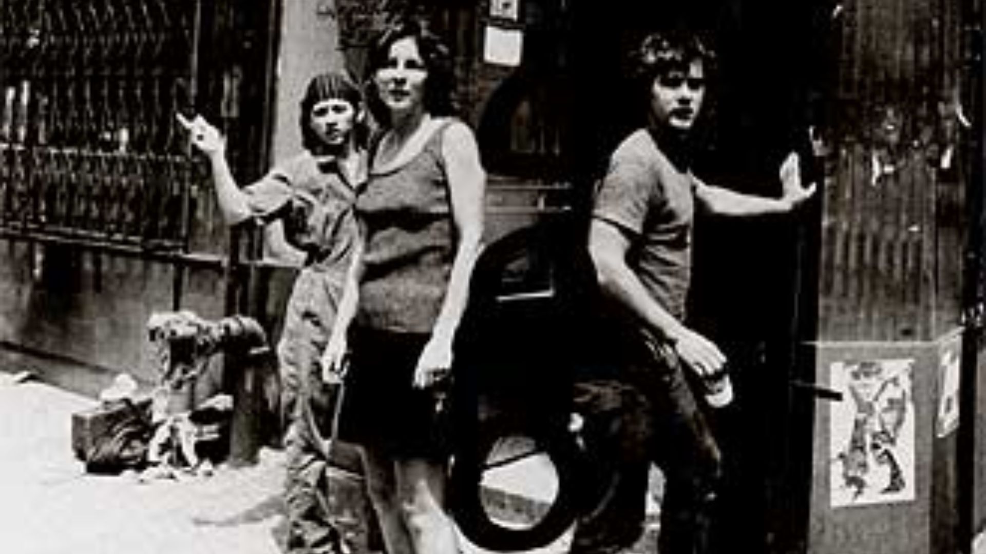 File:Opening the doors of Food.jpg