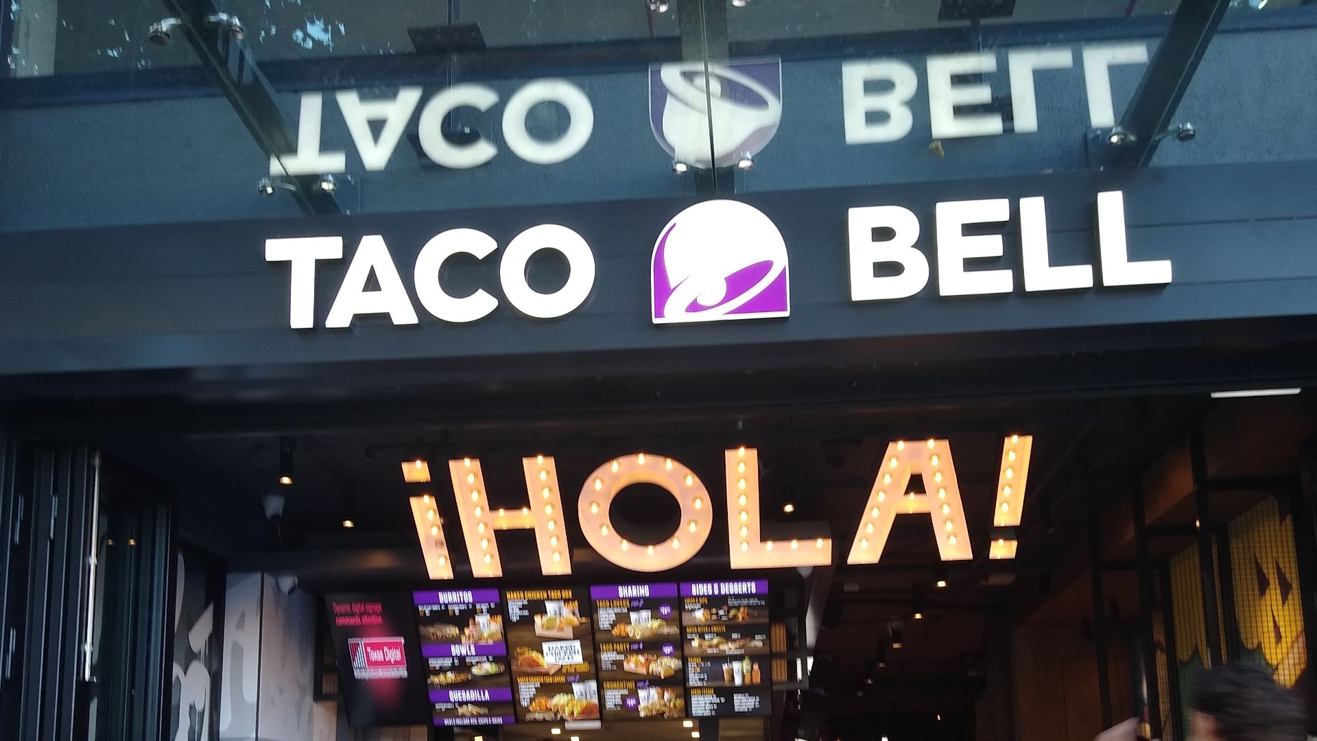 File:Taco bell sydney.jpg