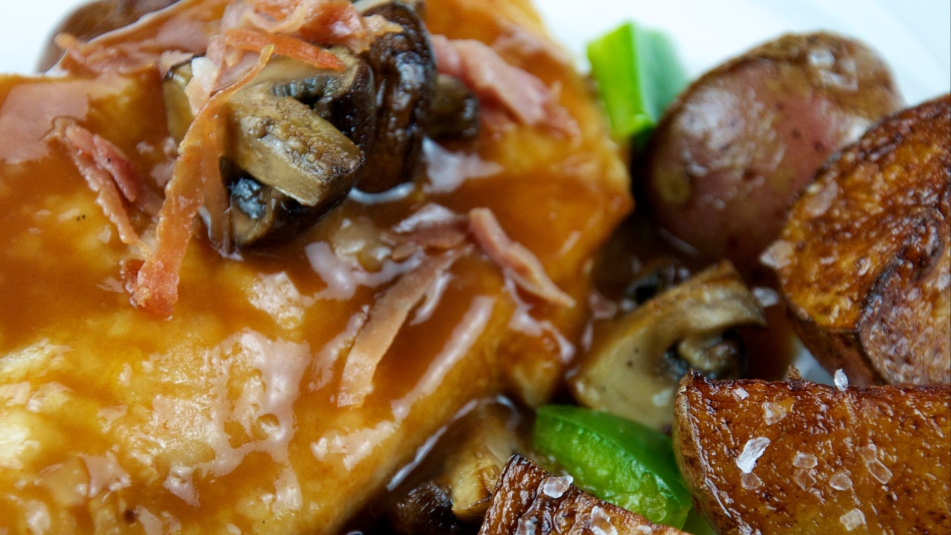 File:Flickr preppybyday 4843102799--Chicken marsala.jpg