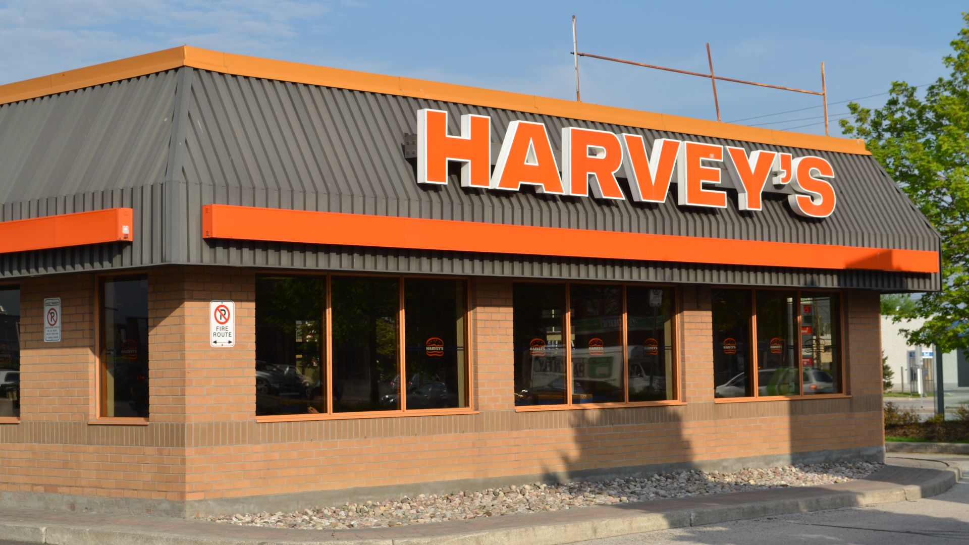 File:648DixonHarveys.jpg