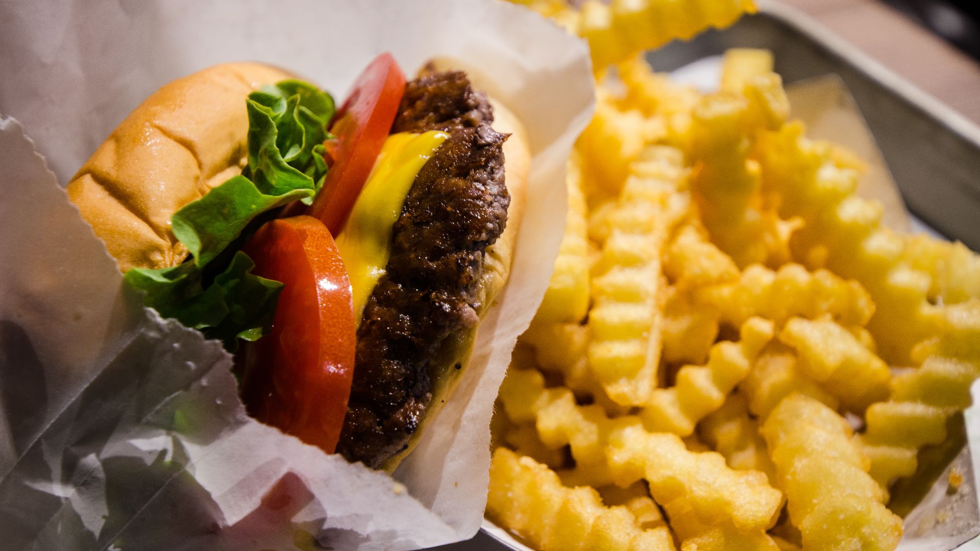File:Shake Shack burger and fries (14129412503).jpg