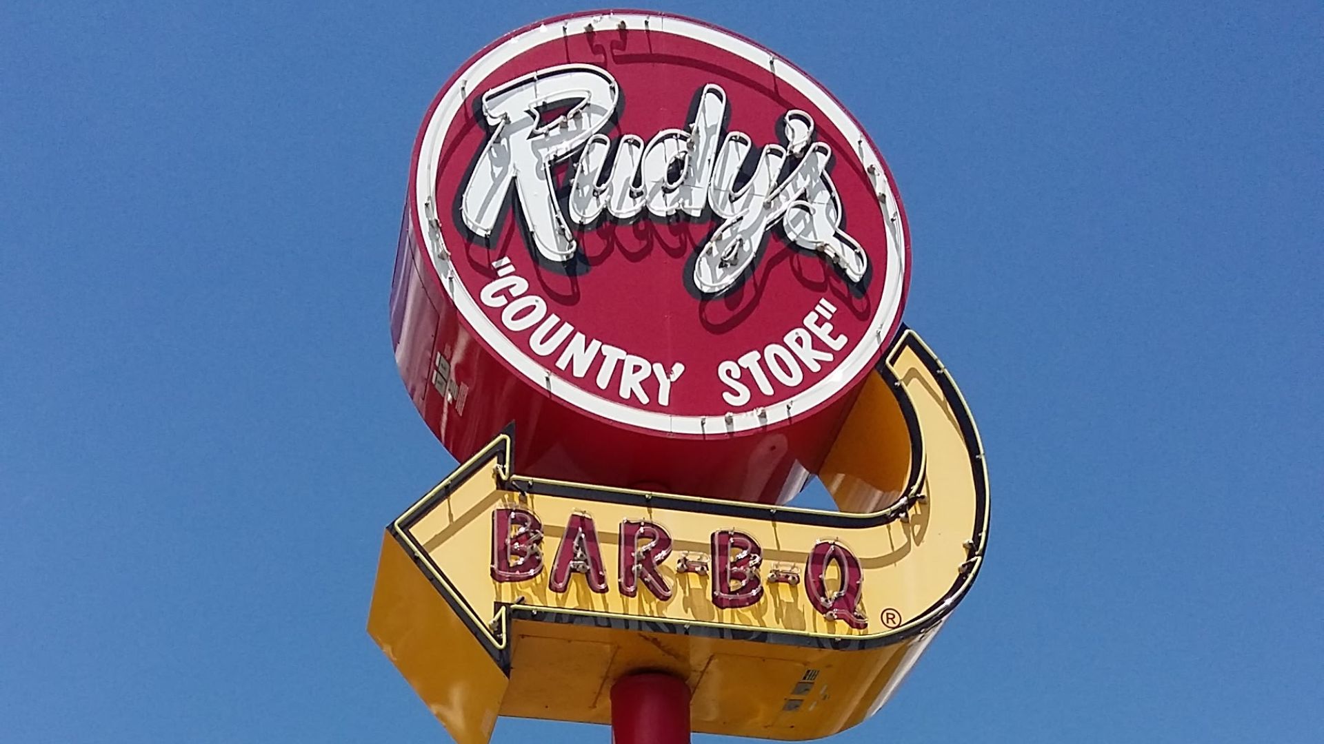 File:Rudy's BBQ, CS 1 sign.jpg