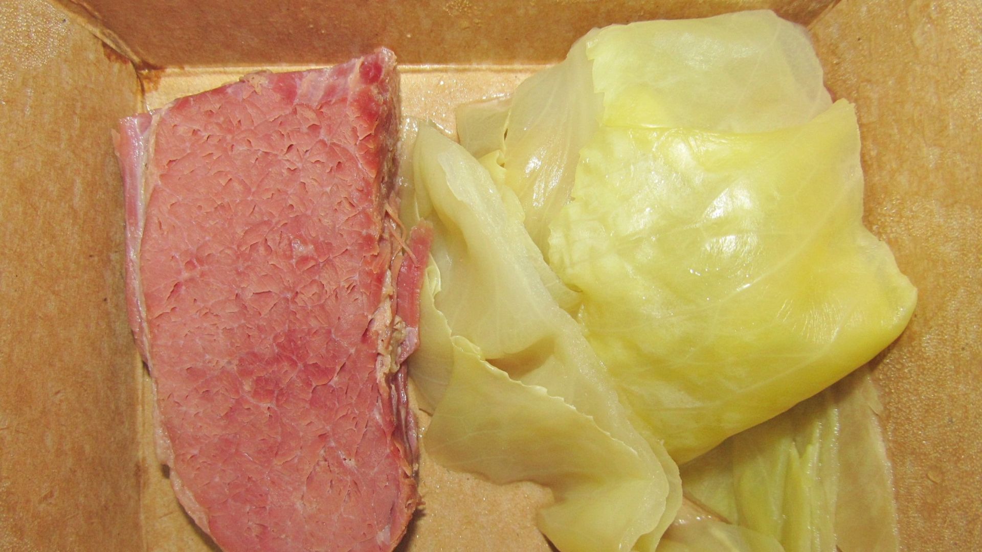 File:Andronico's Corned Beef and Cabbage (25868269625).jpg
