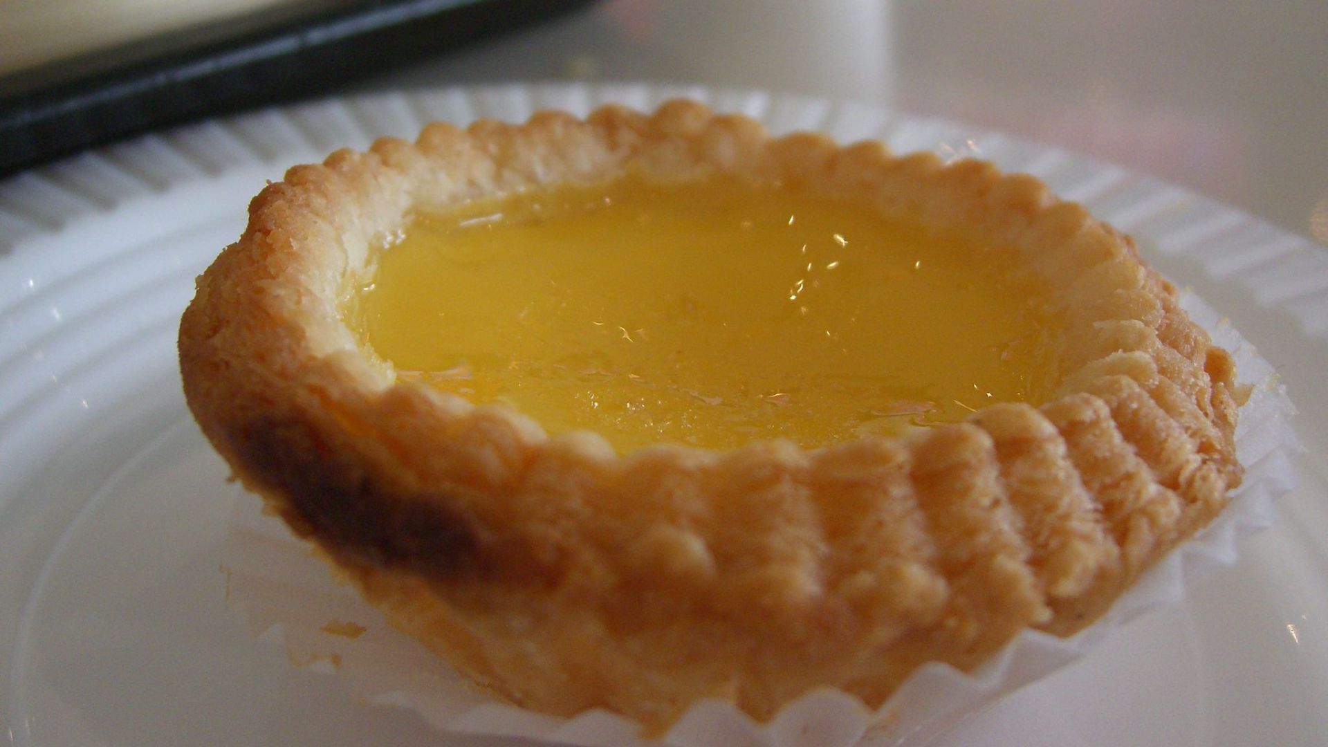 File:Egg Tart at Grain Express, Centro Whitehorse, Box Hill, 2007.jpg