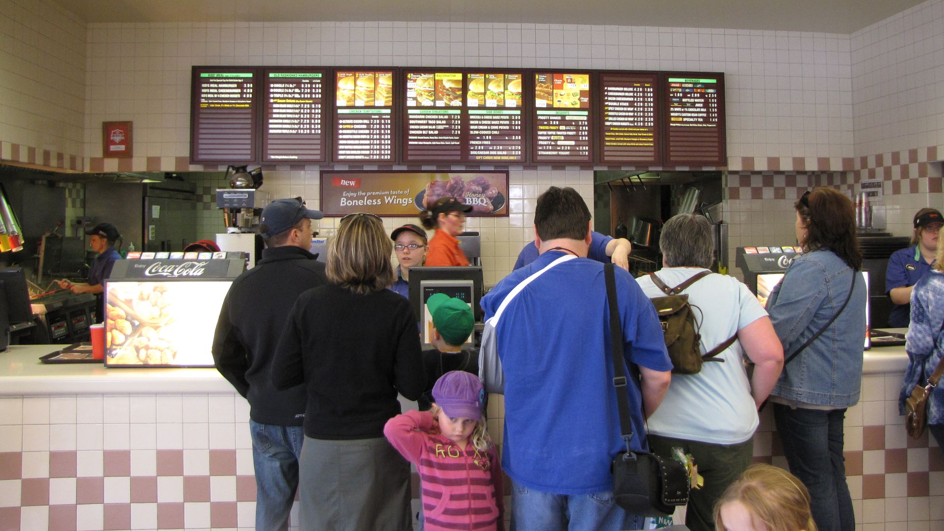 File:Wendy's at Niagara Falls.jpg
