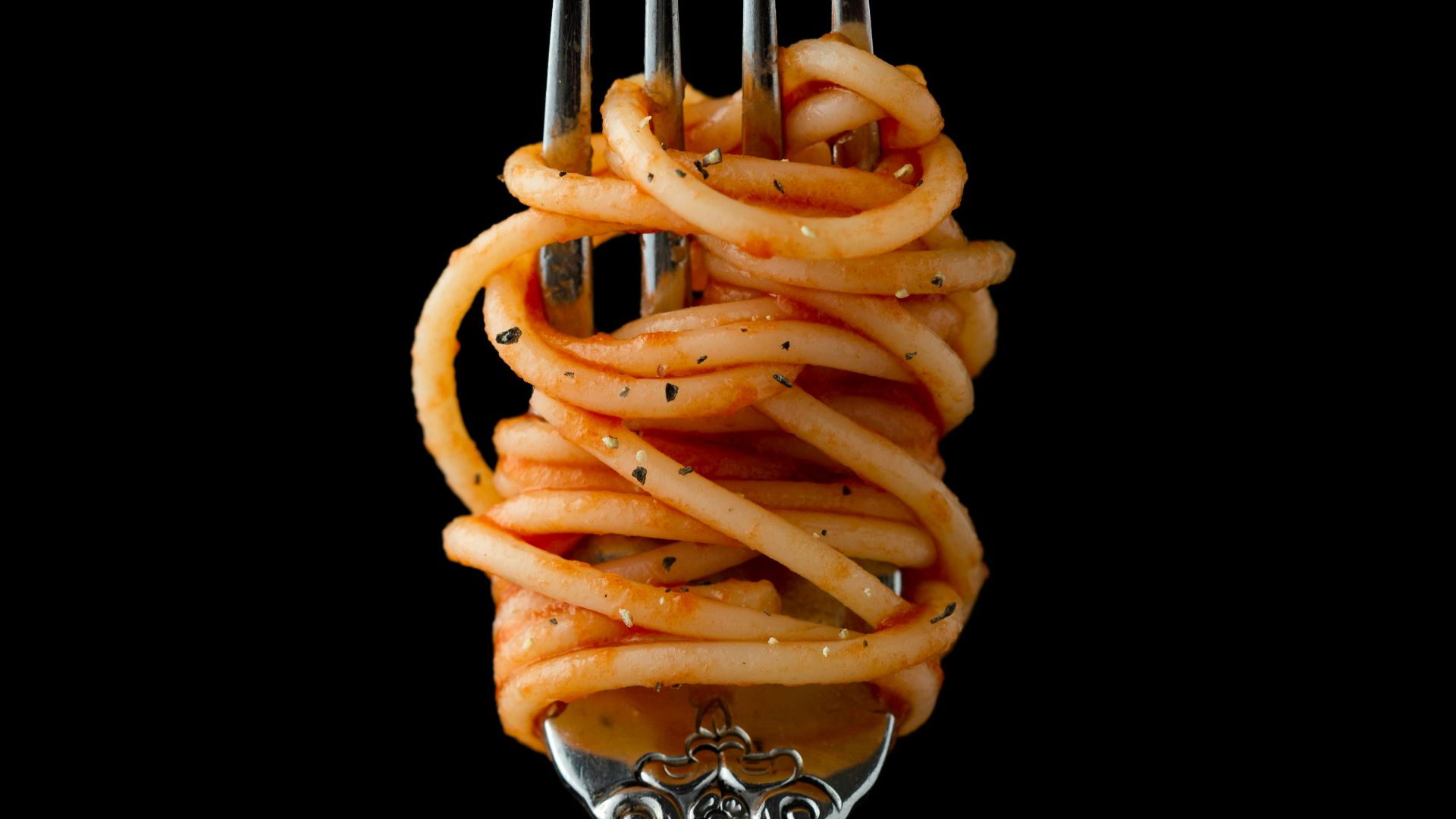 fork with spaghetti