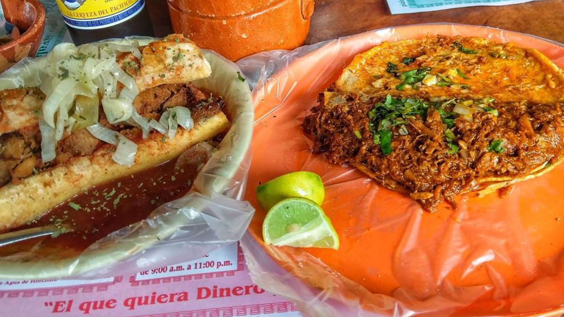 File:Torta ahogada y taco de birria.jpg