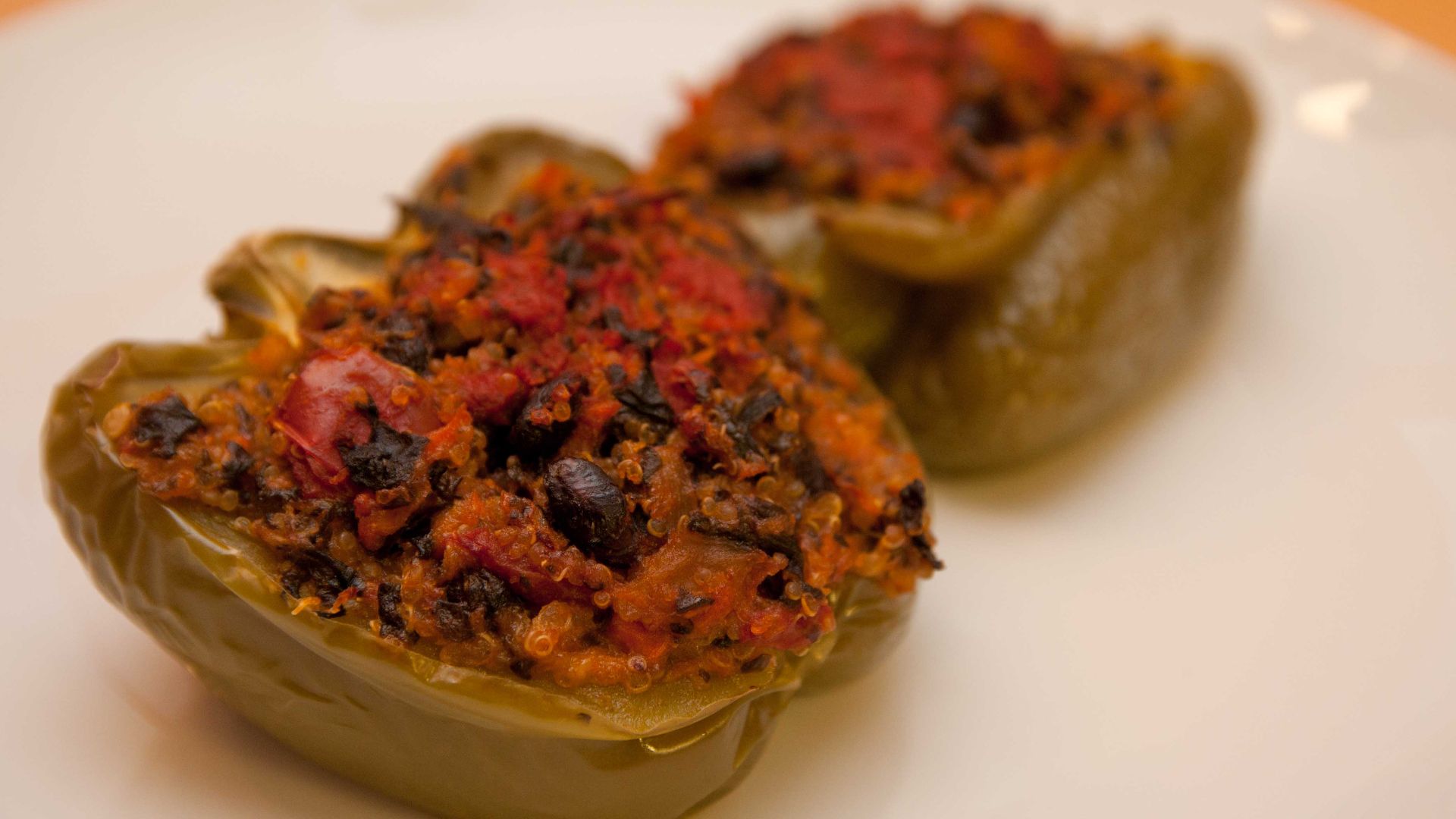 File:Quinoa stuffed peppers.jpg