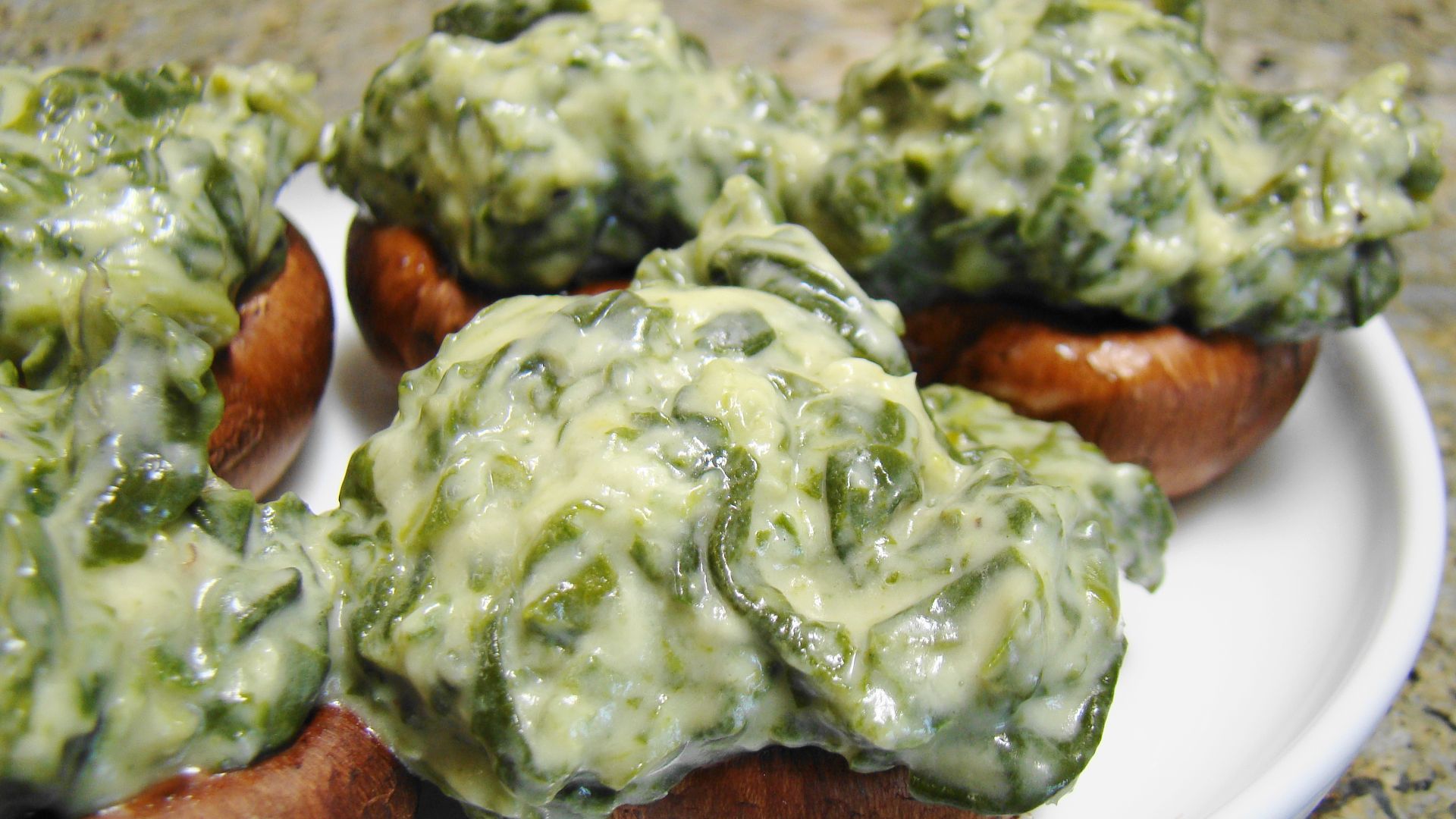 File:Kremed Spinach Stuffed Mushrooms.jpg