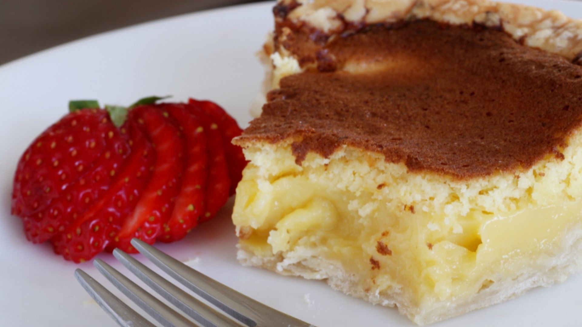 File:Slice of lemon chess pie for pi day, March 2010.jpg