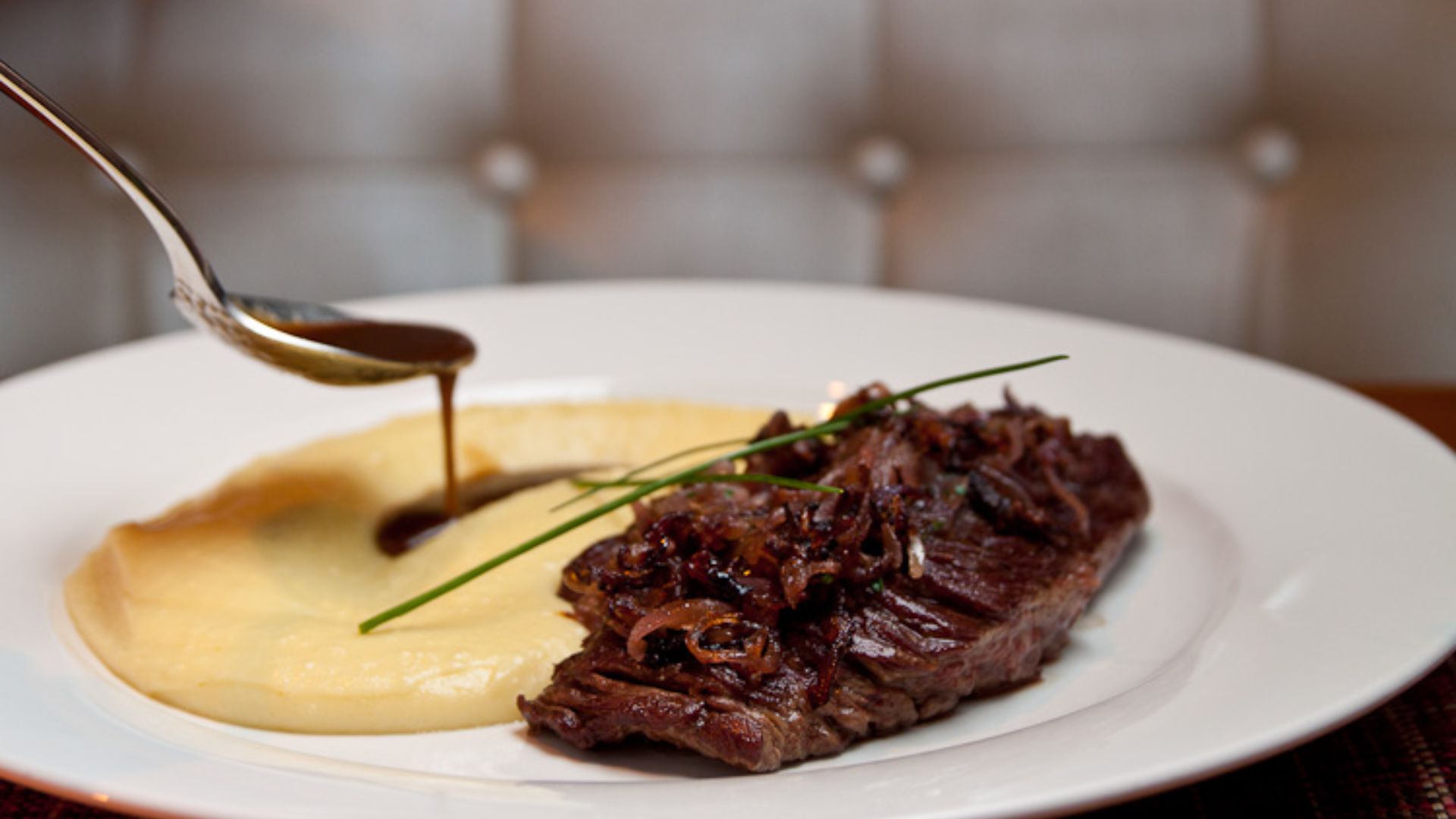 File:By Carlos Barretta stk 001454 (8023772834).jpg