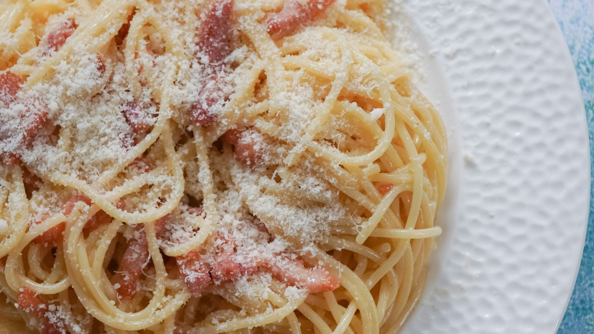 pasta on white ceramic plate
