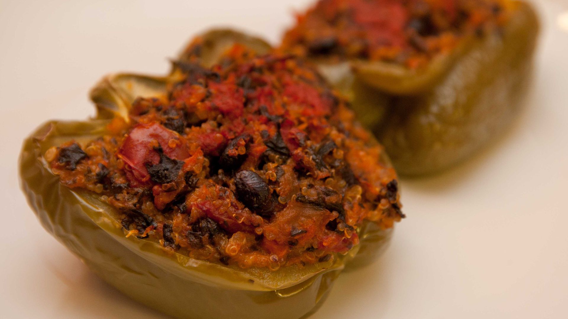 File:Quinoa stuffed peppers.jpg