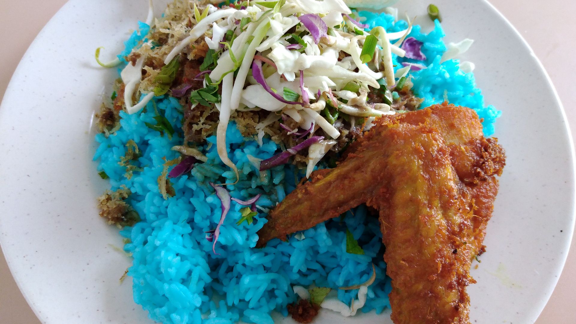 File:Nasi kerabu at PFC of UPM.jpg