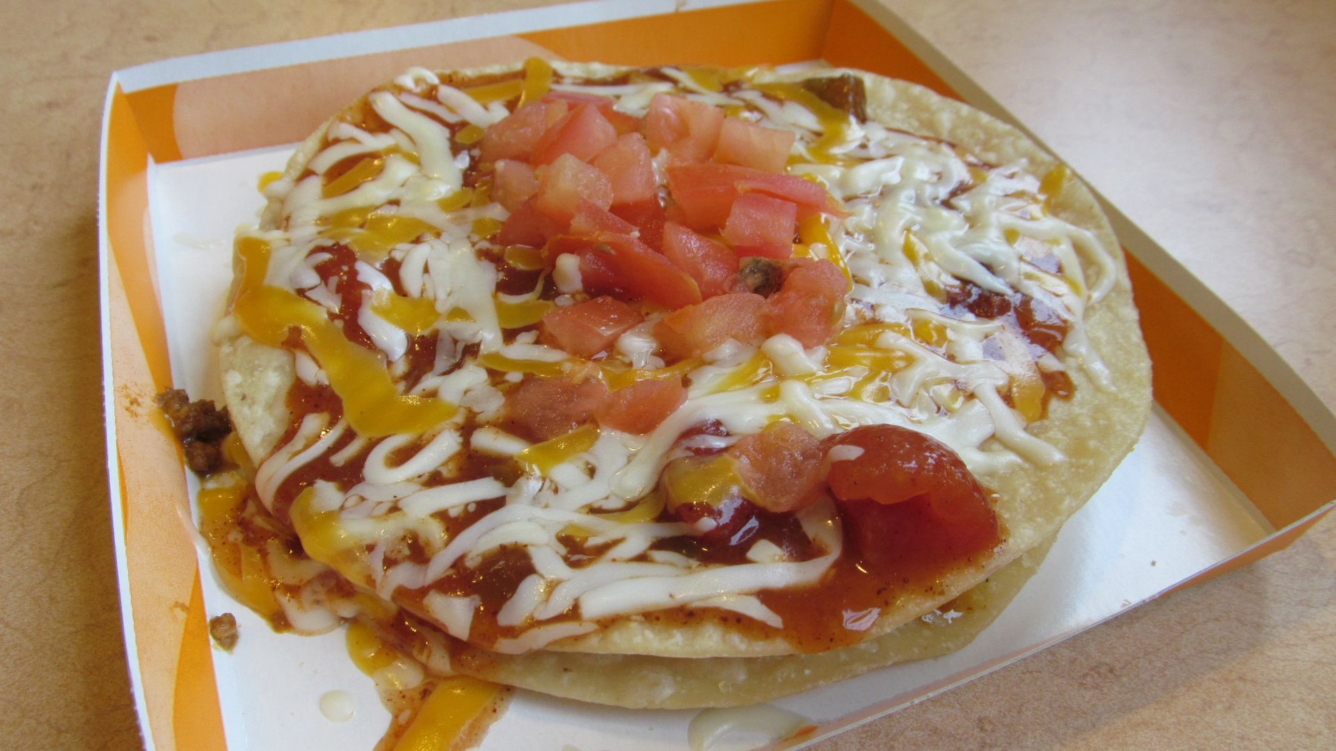 File:Taco Bell Mexican Pizza, Framingham MA.jpg