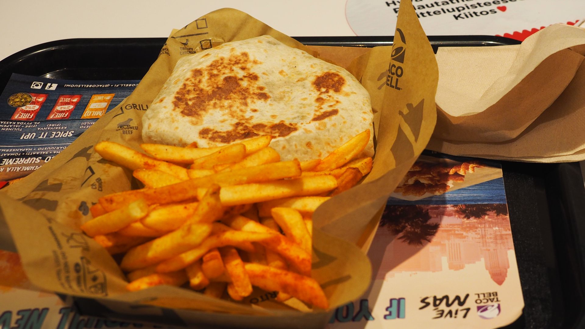 File:Taco Bell Crunchwrap Supreme.jpg