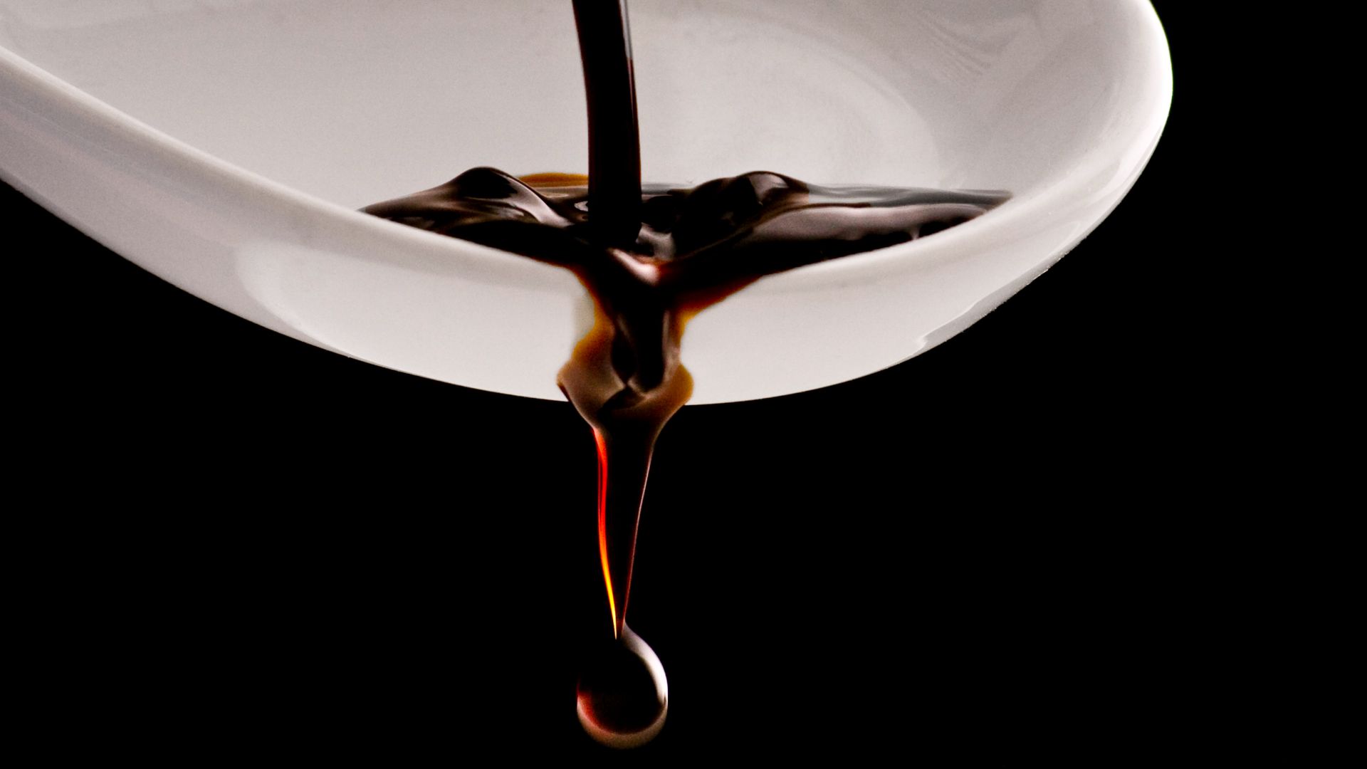 File:Balsamic vinegar (drops).jpg