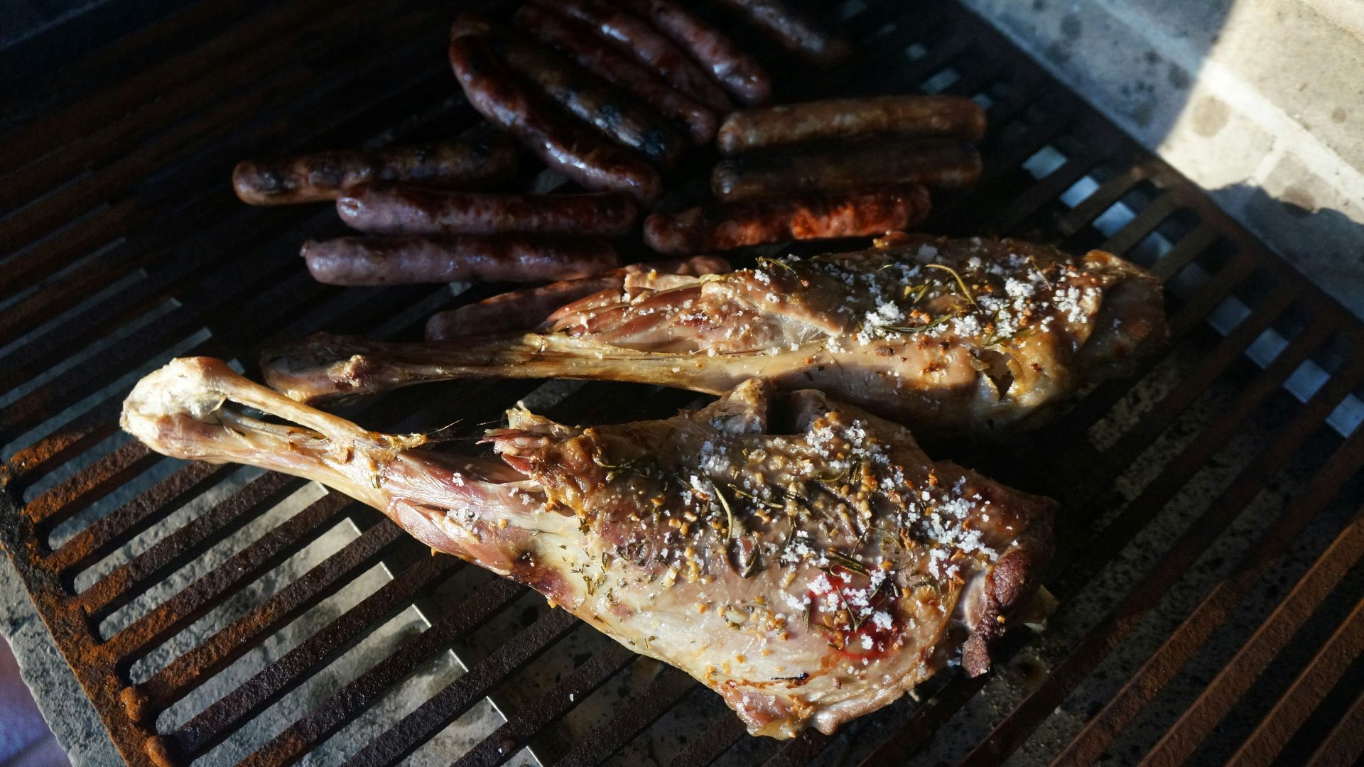 grilled chicken on brown steel griller