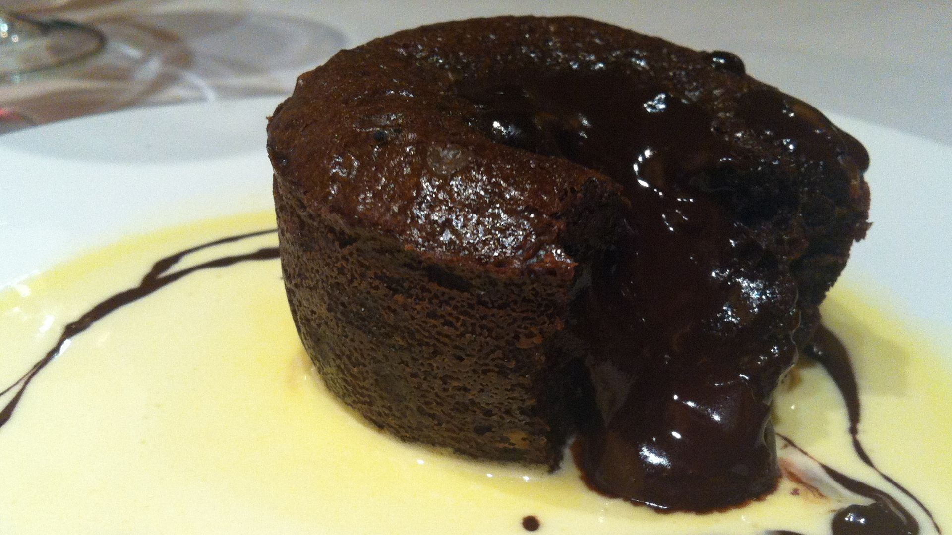 File:Coulant with chocolate.JPG