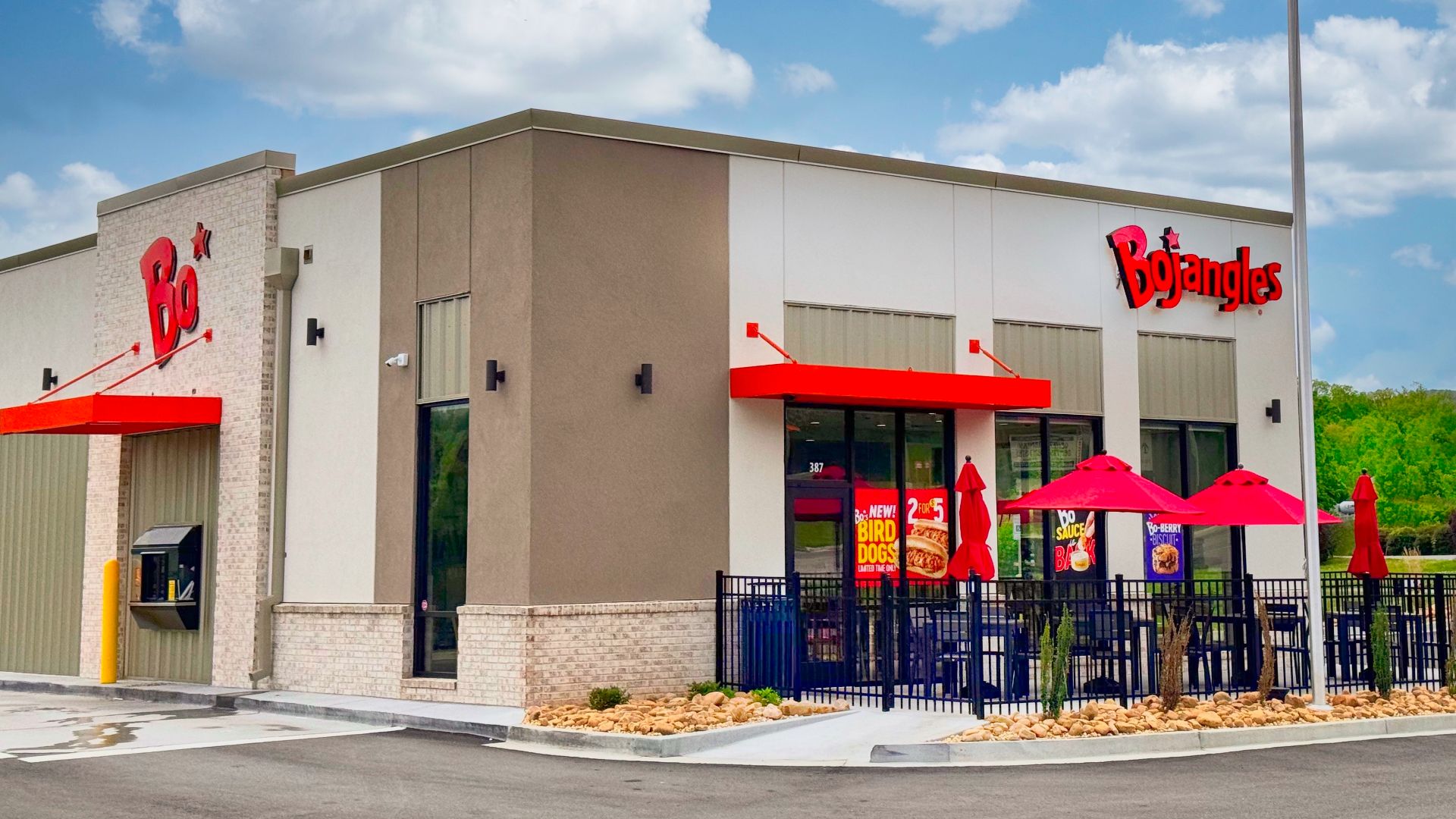 File:A Bojangles fast food restaurant in Hiawassee, Georgia, United States 01.jpg