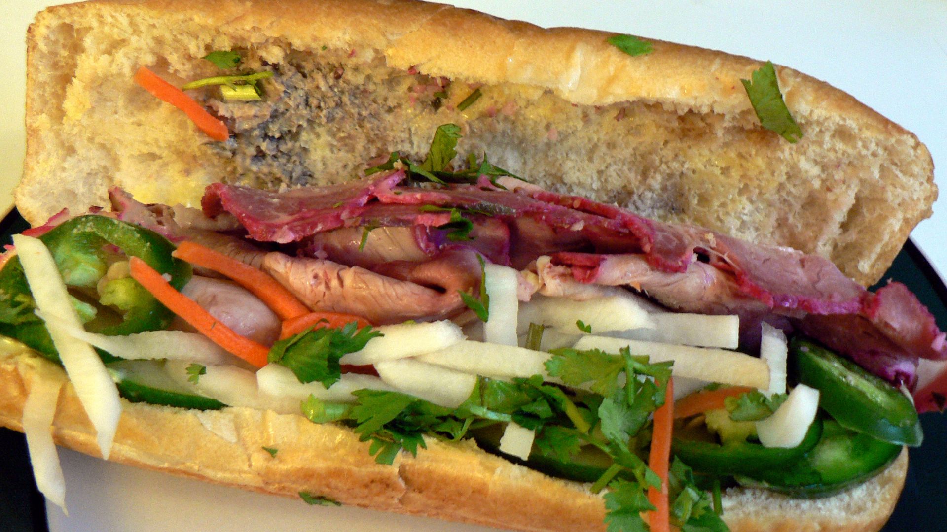 File:Bánh mì.jpg