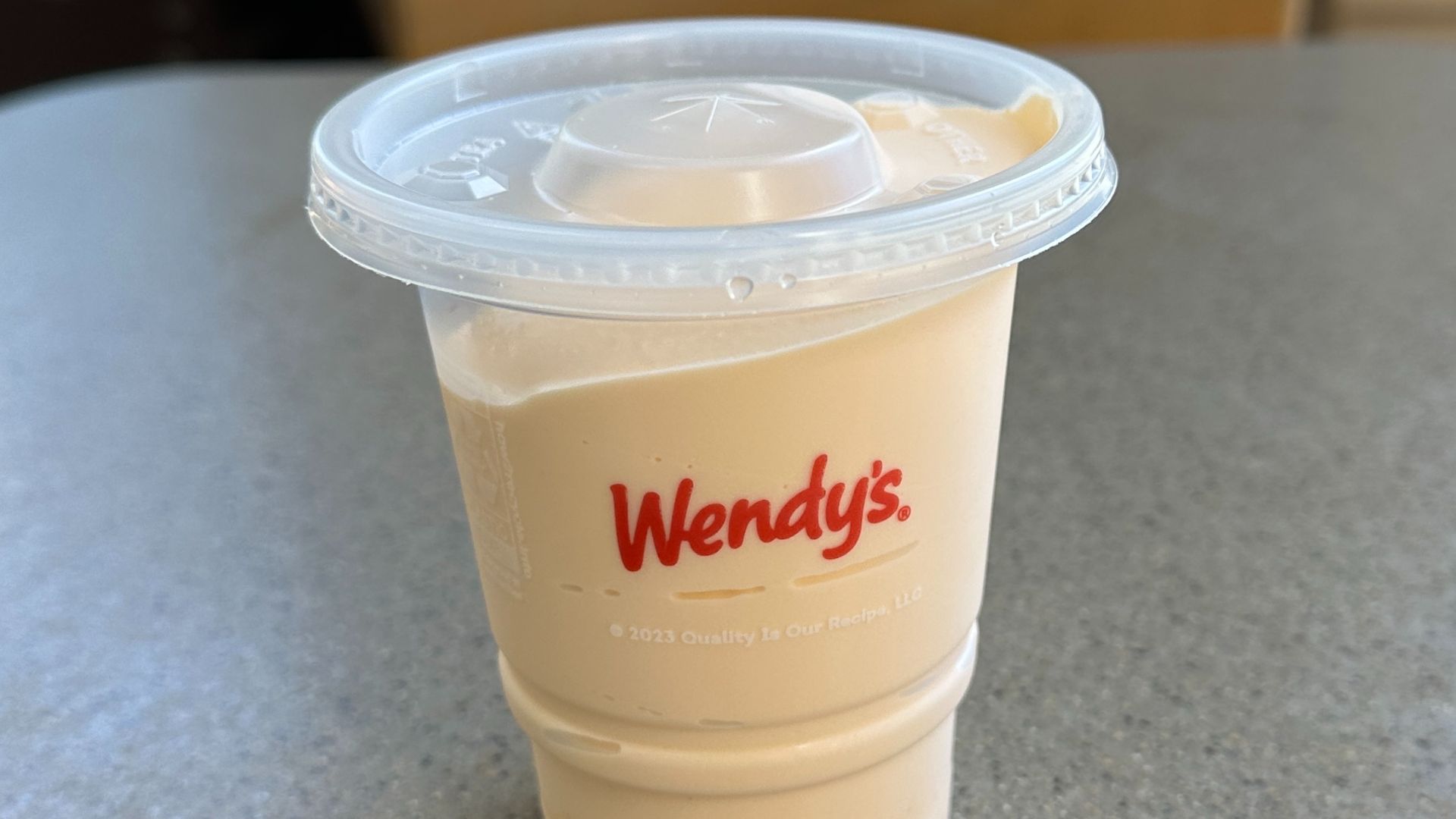 File:Wendy’s Orange Dreamsicle Frosty (53612532181).jpg
