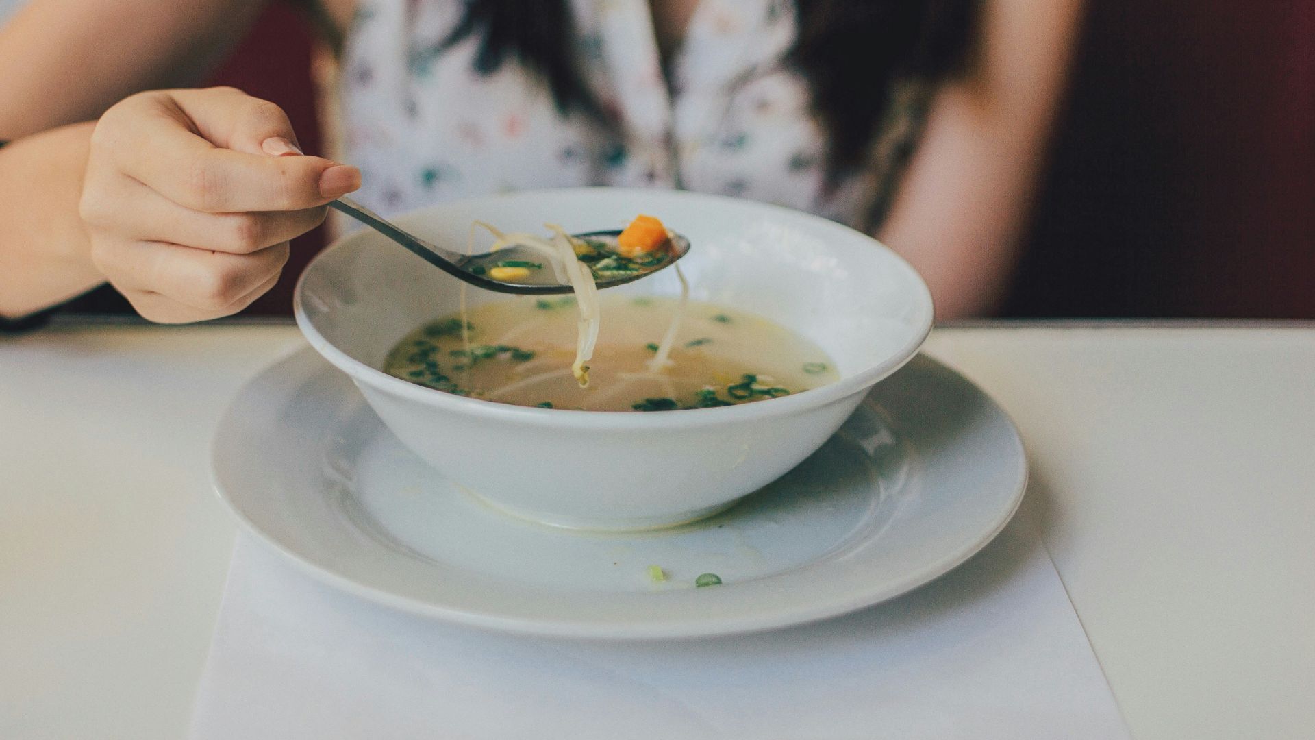white ceramic bowl