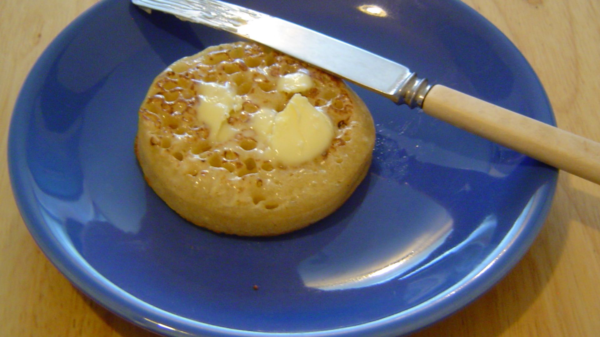 File:Buttered crumpet.jpg