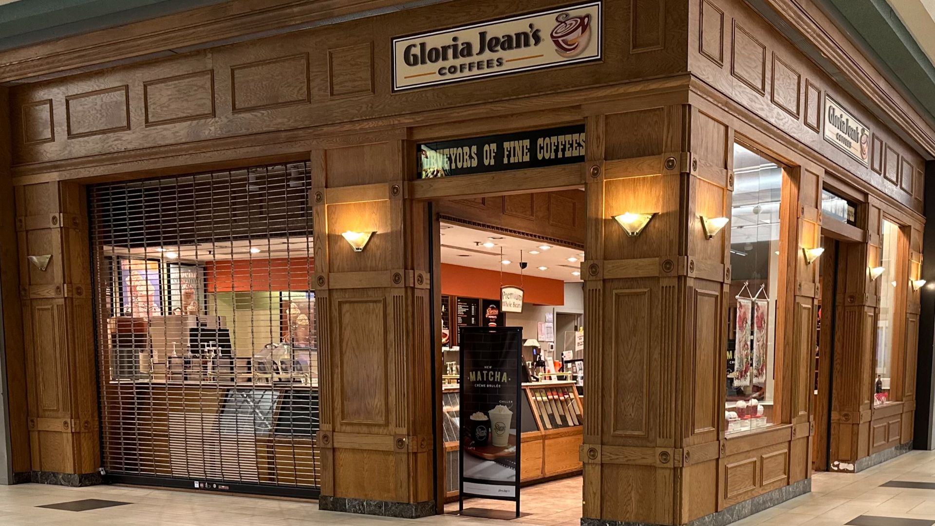 File:VINTAGE Gloria Jeans; Rivergate Mall; Goodletsville TN.jpg