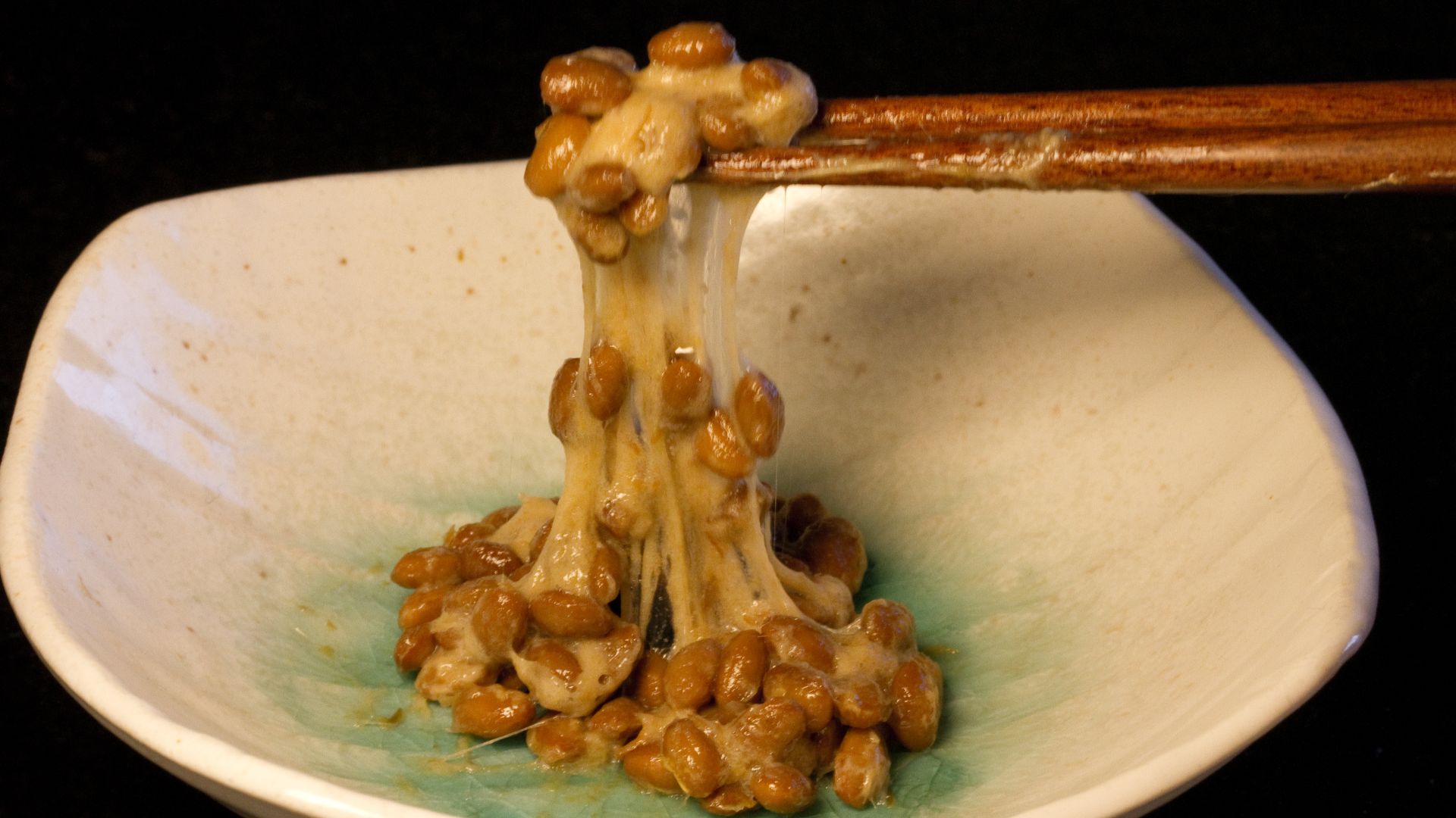 File:Natto mixed by Kinchan1.jpg