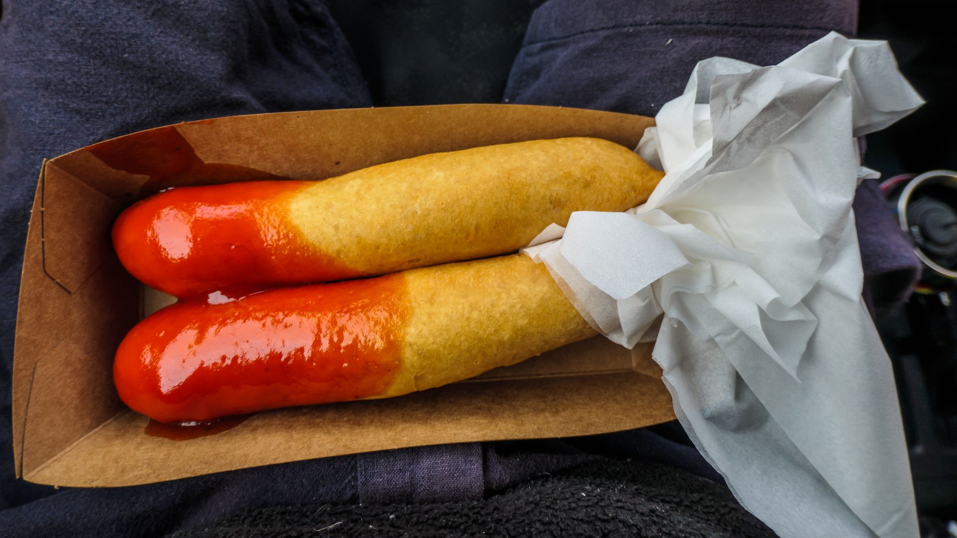 File:Dagwood Dog Guy Spotlight Everton Park P1012692.jpg