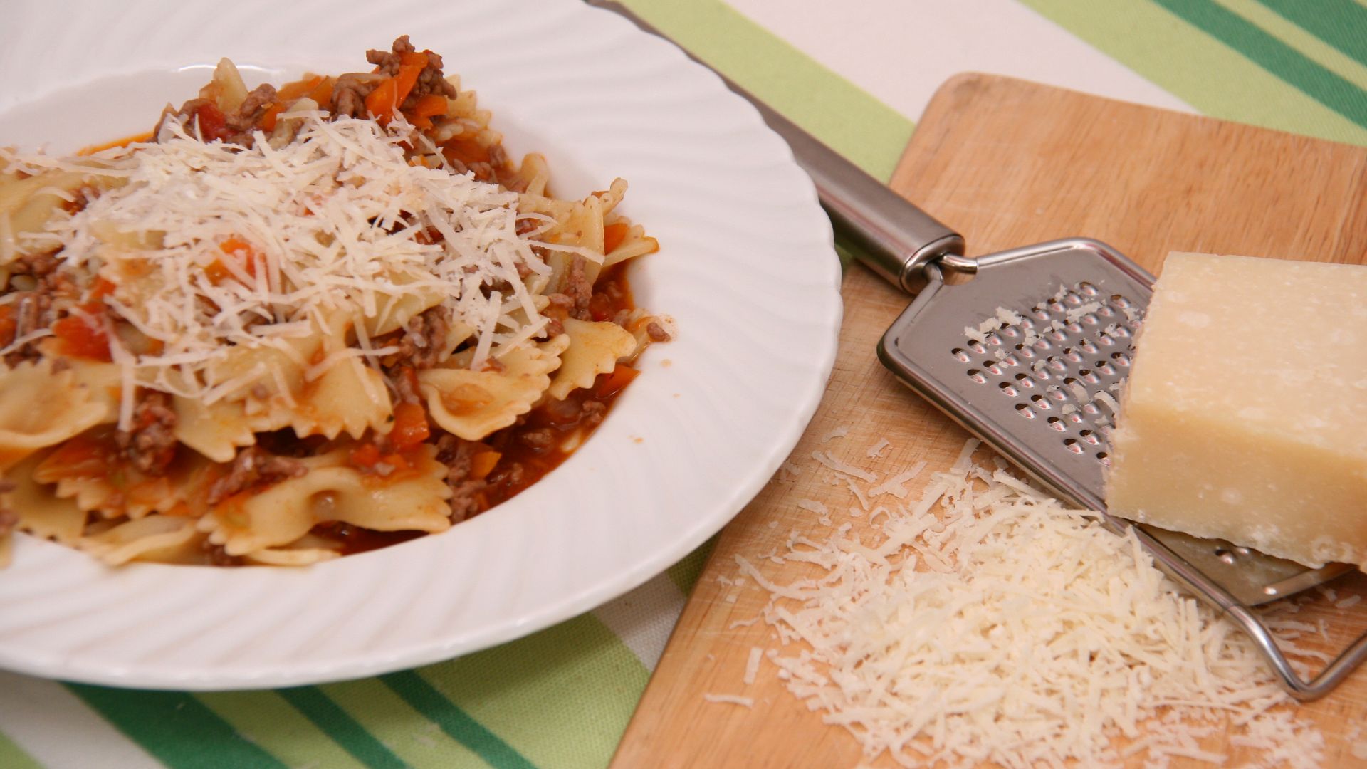 File:Bolognese grated cheese.jpg