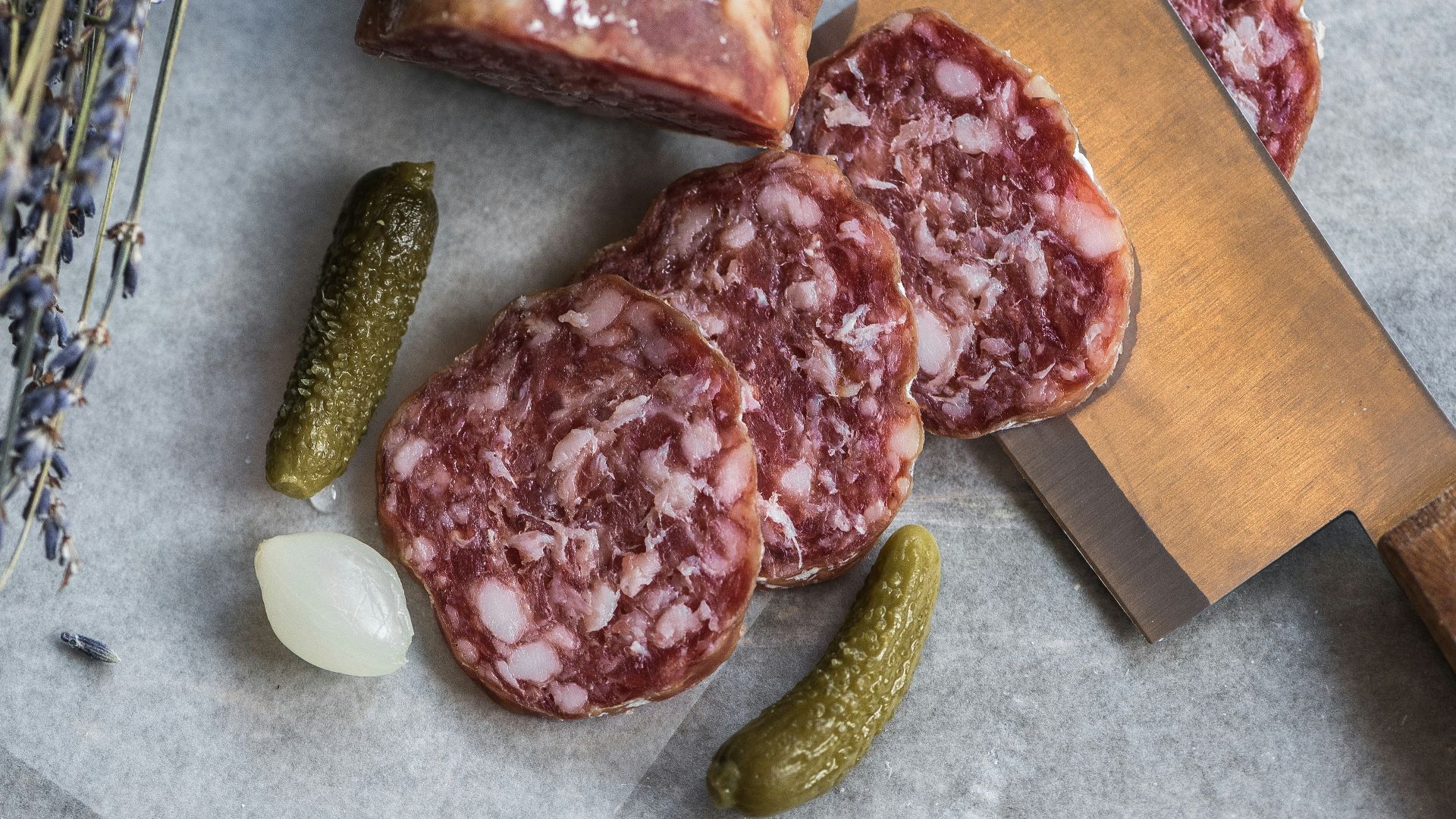 sliced meats and meat clever