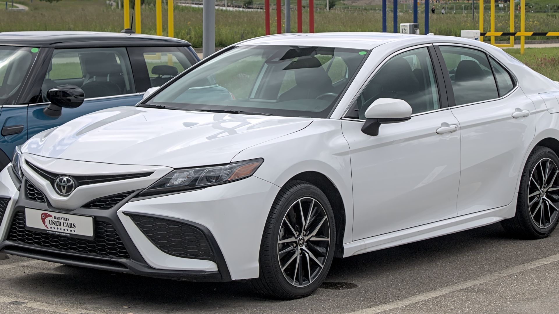 File:Toyota Camry (XV70) IMG 9081.jpg