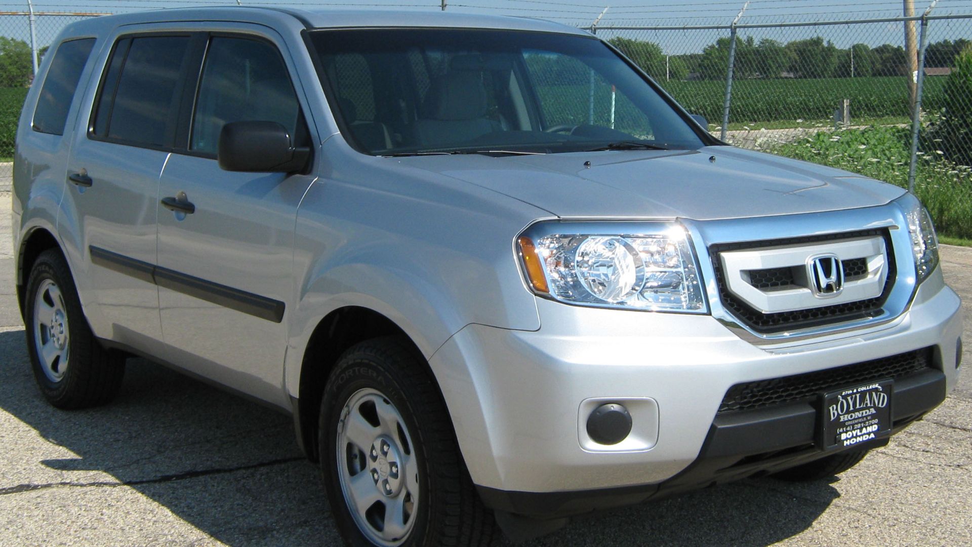 File:2011 Honda Pilot -- LX NHTSA.jpg