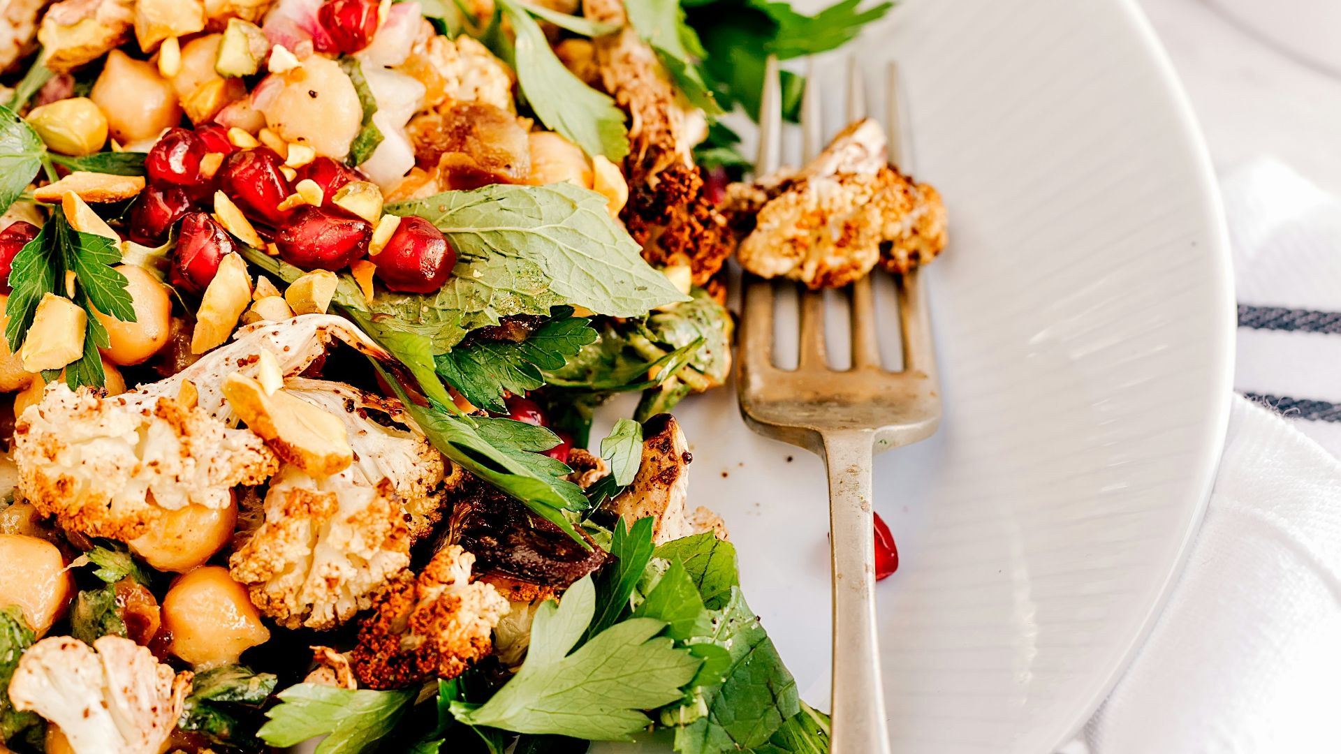 cauliflower with green vegetable