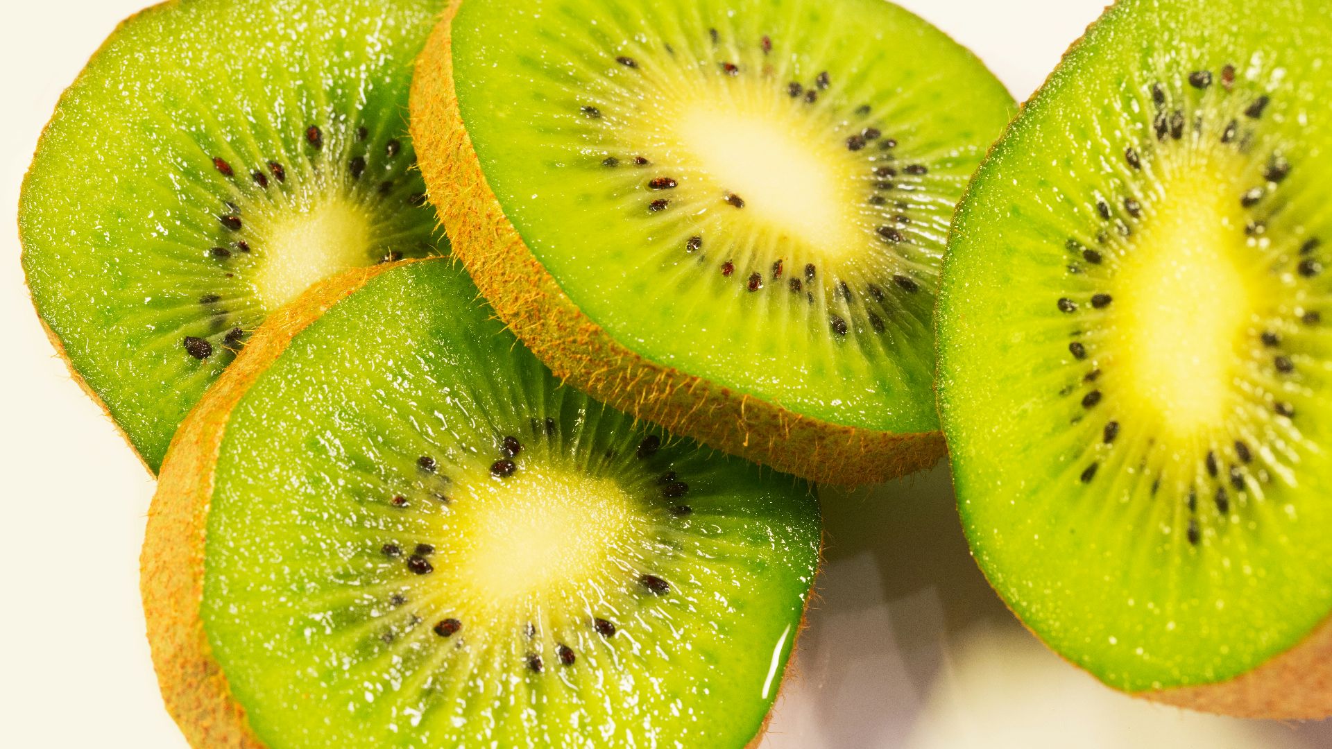 sliced green and red fruit