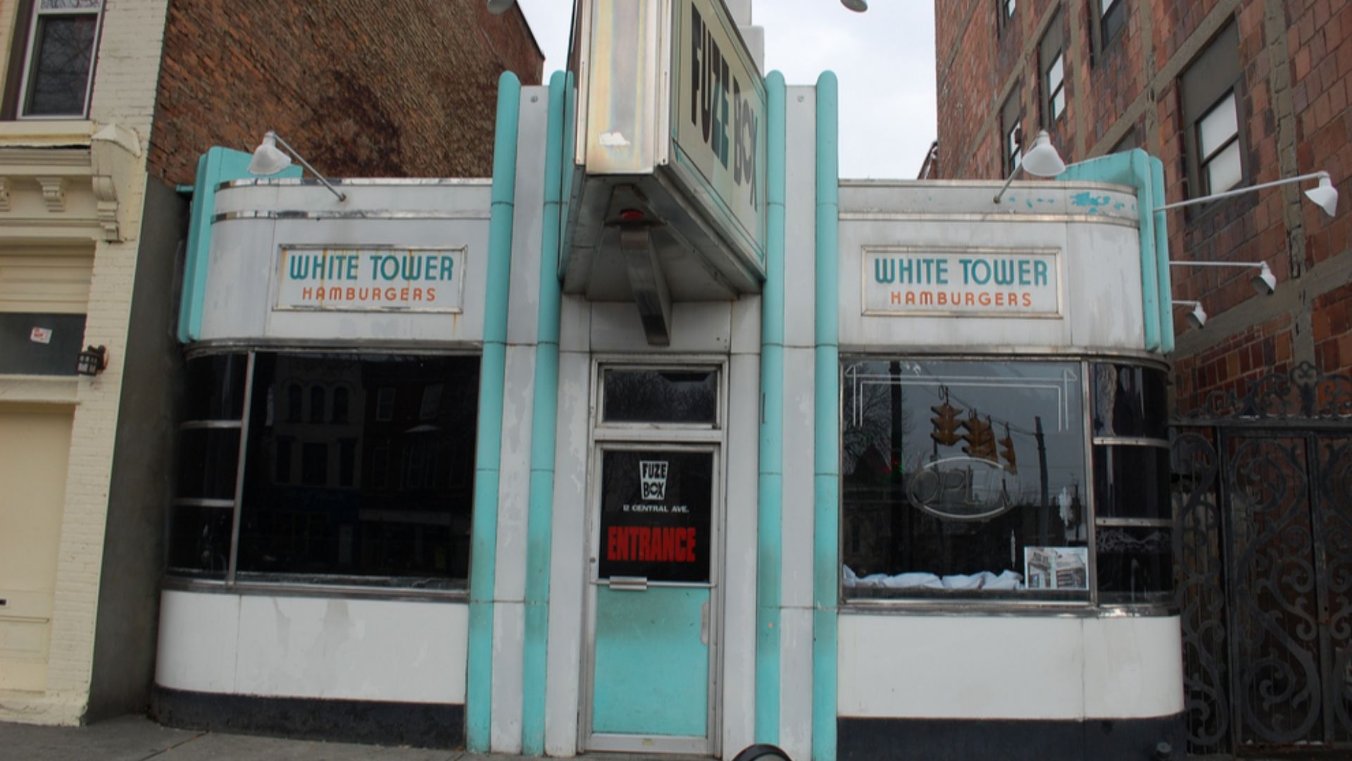 File:White tower albany.jpg