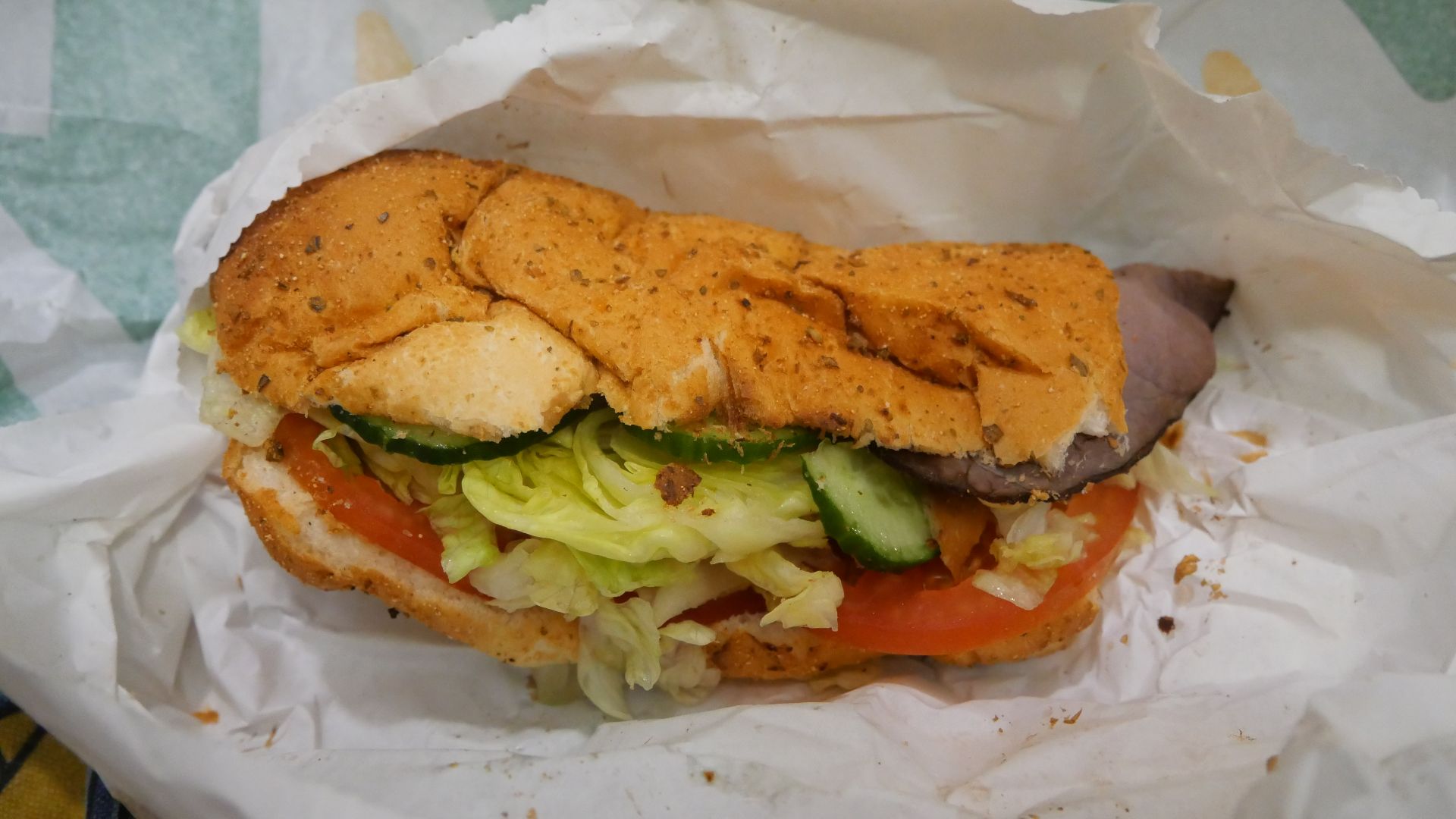 File:Roasted Beef sandwich in subway at central.jpg
