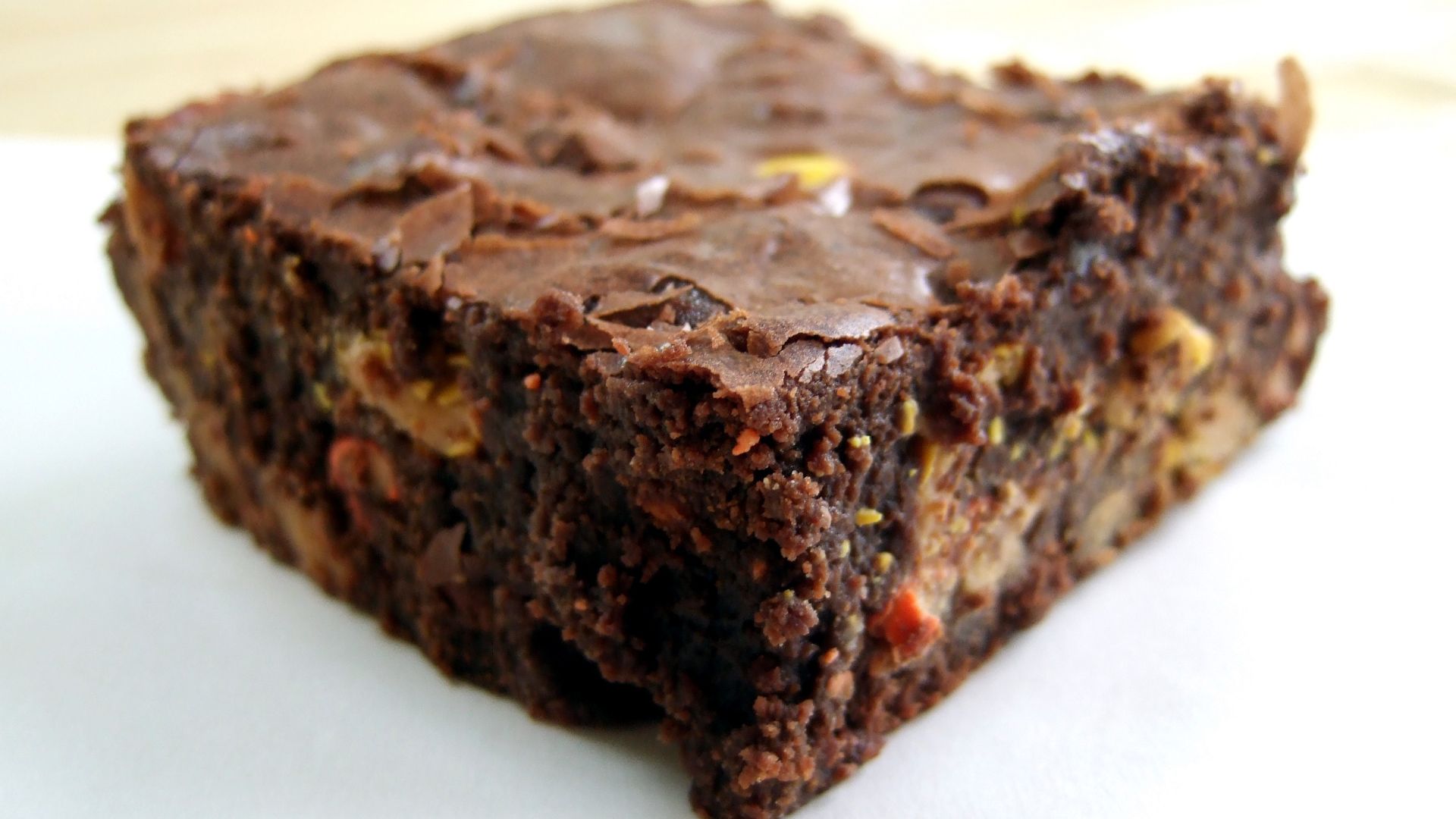 File:Reese's Pieces brownie.jpg