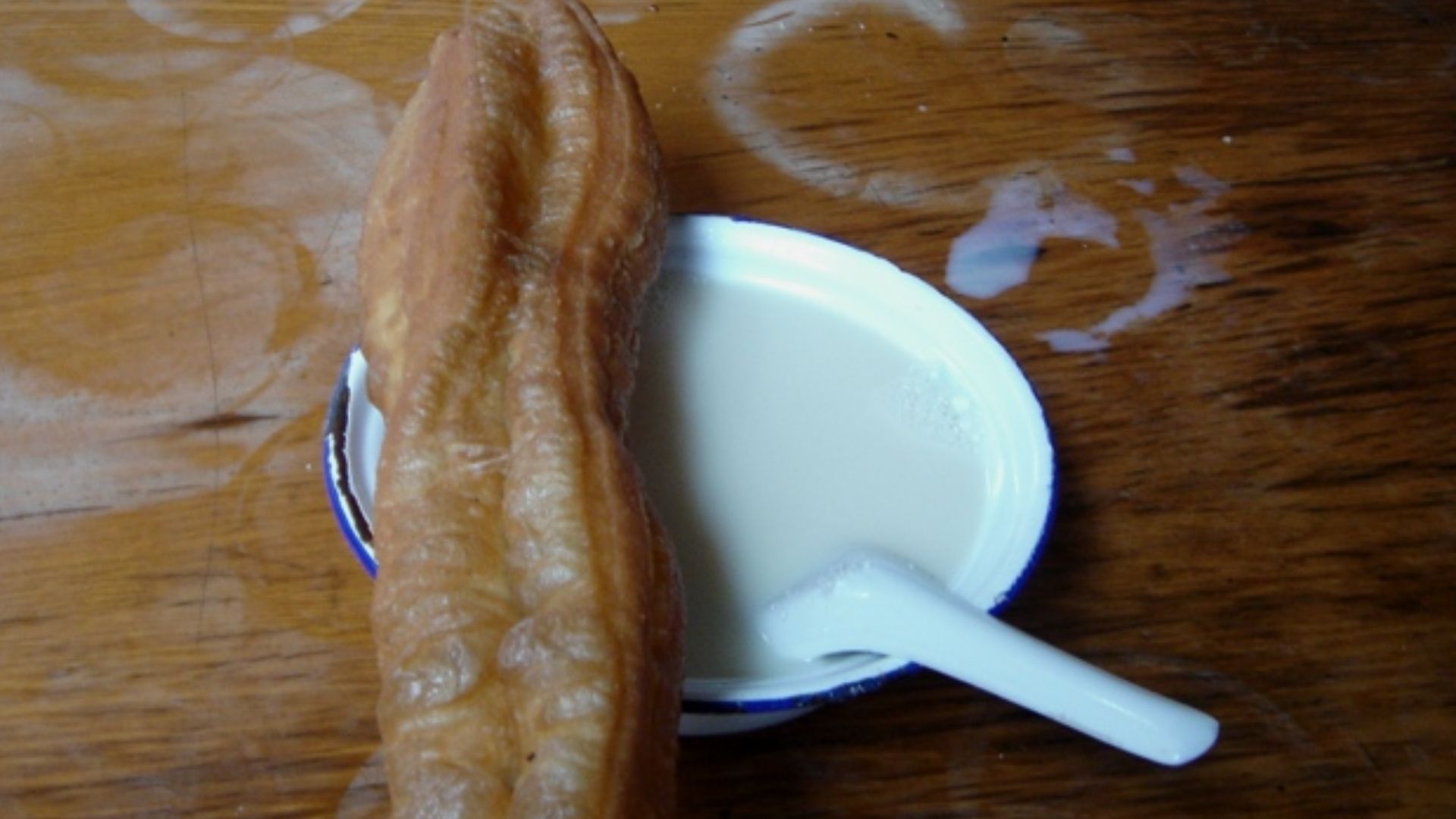 File:Chinese typical breakfast.JPG