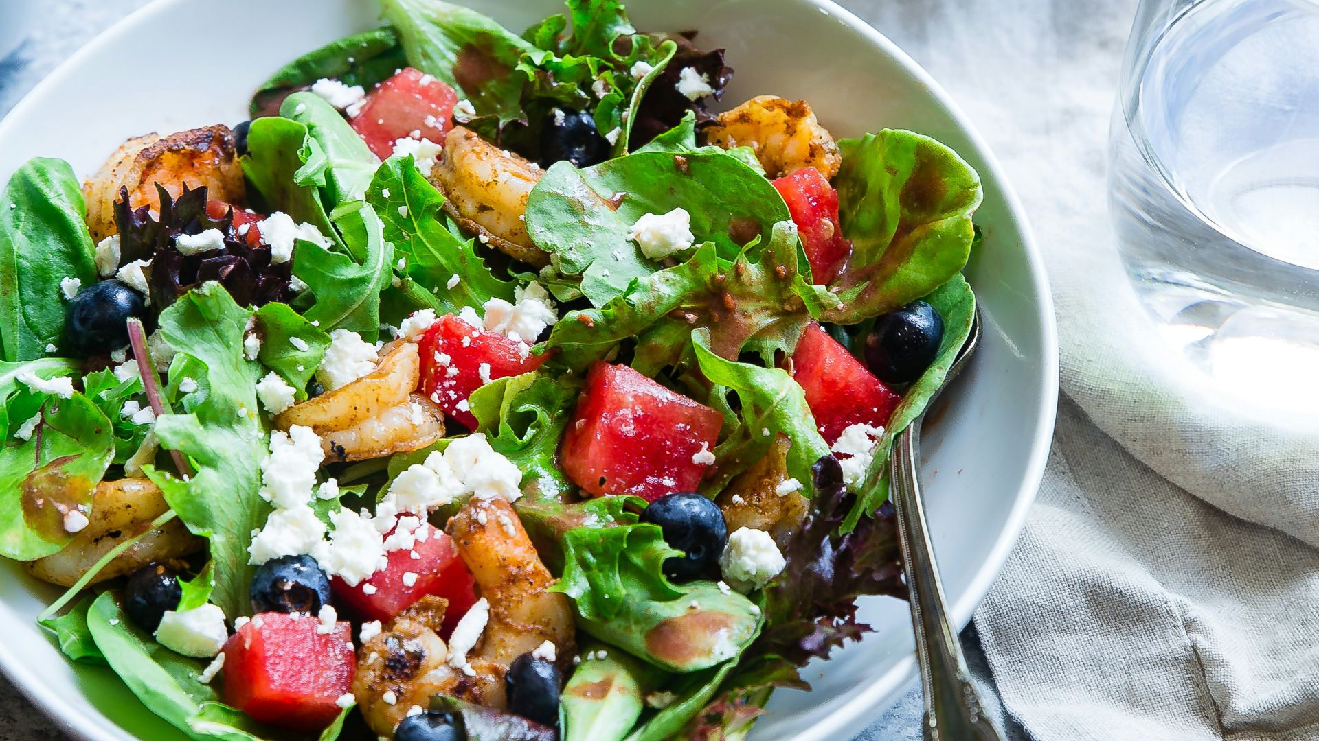 vegetable salad on white ceramic bowl
