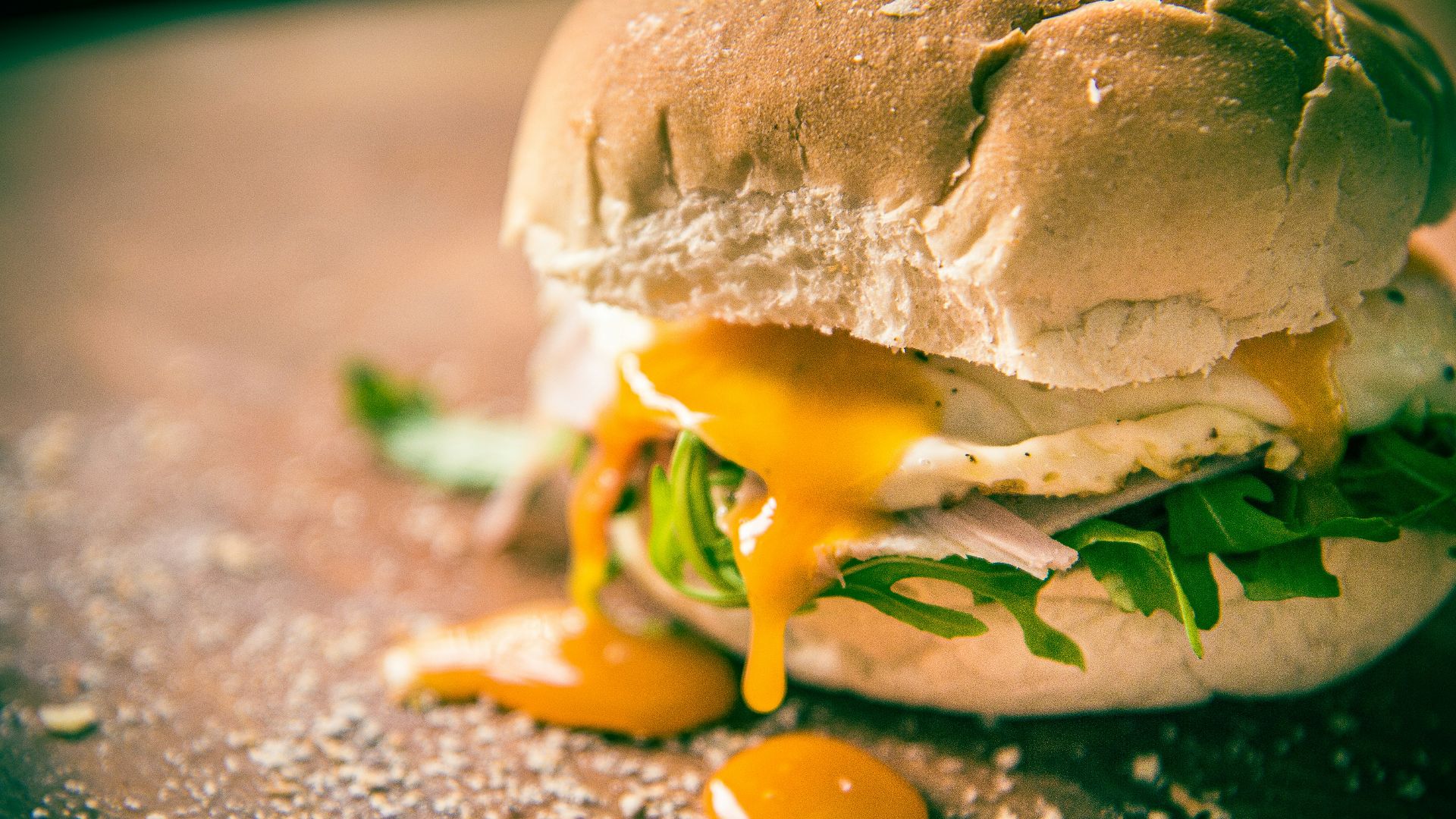 burger with lettuce and cheese