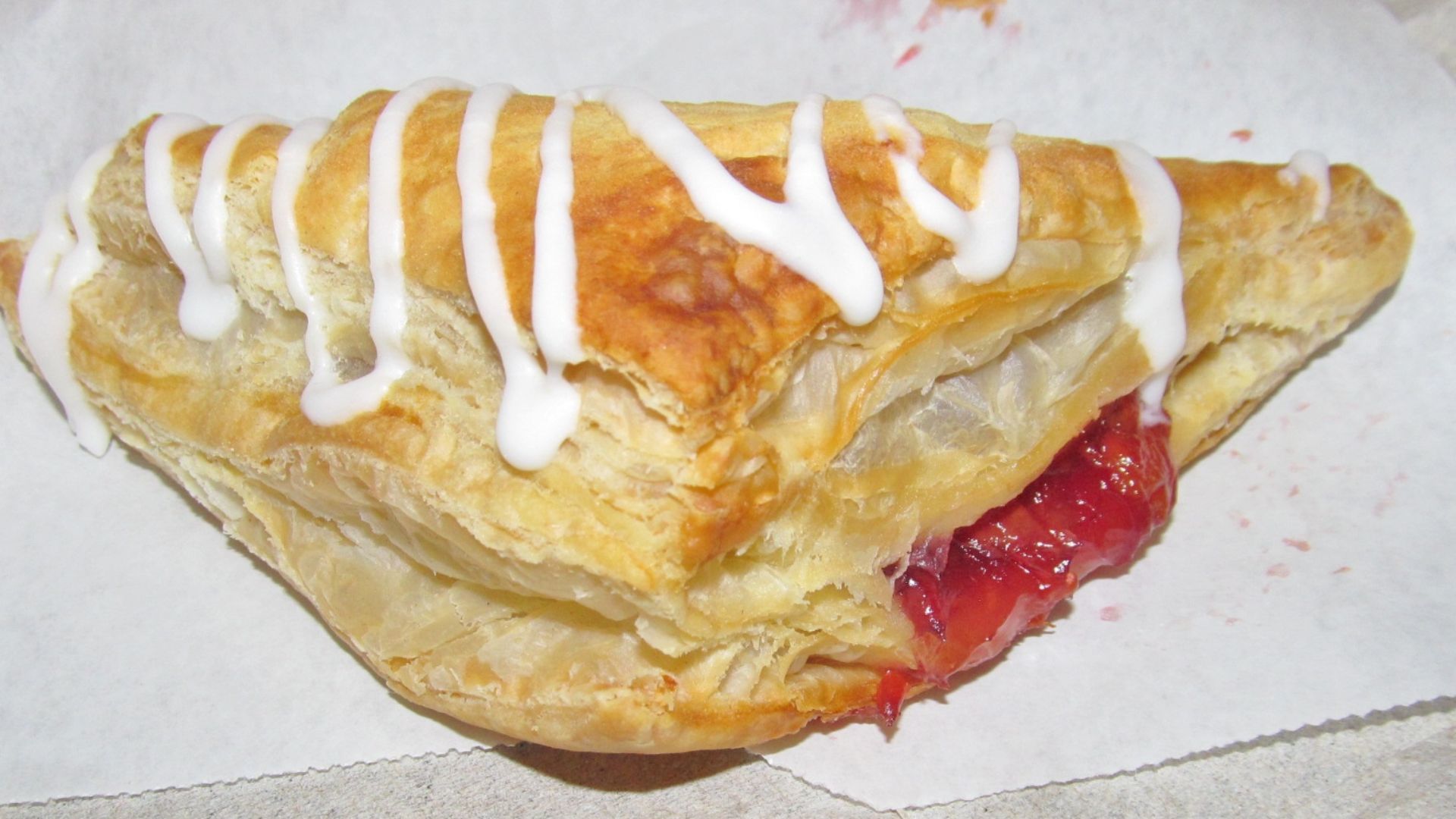 File:Arby's Cherry Turnover (20951440012).jpg