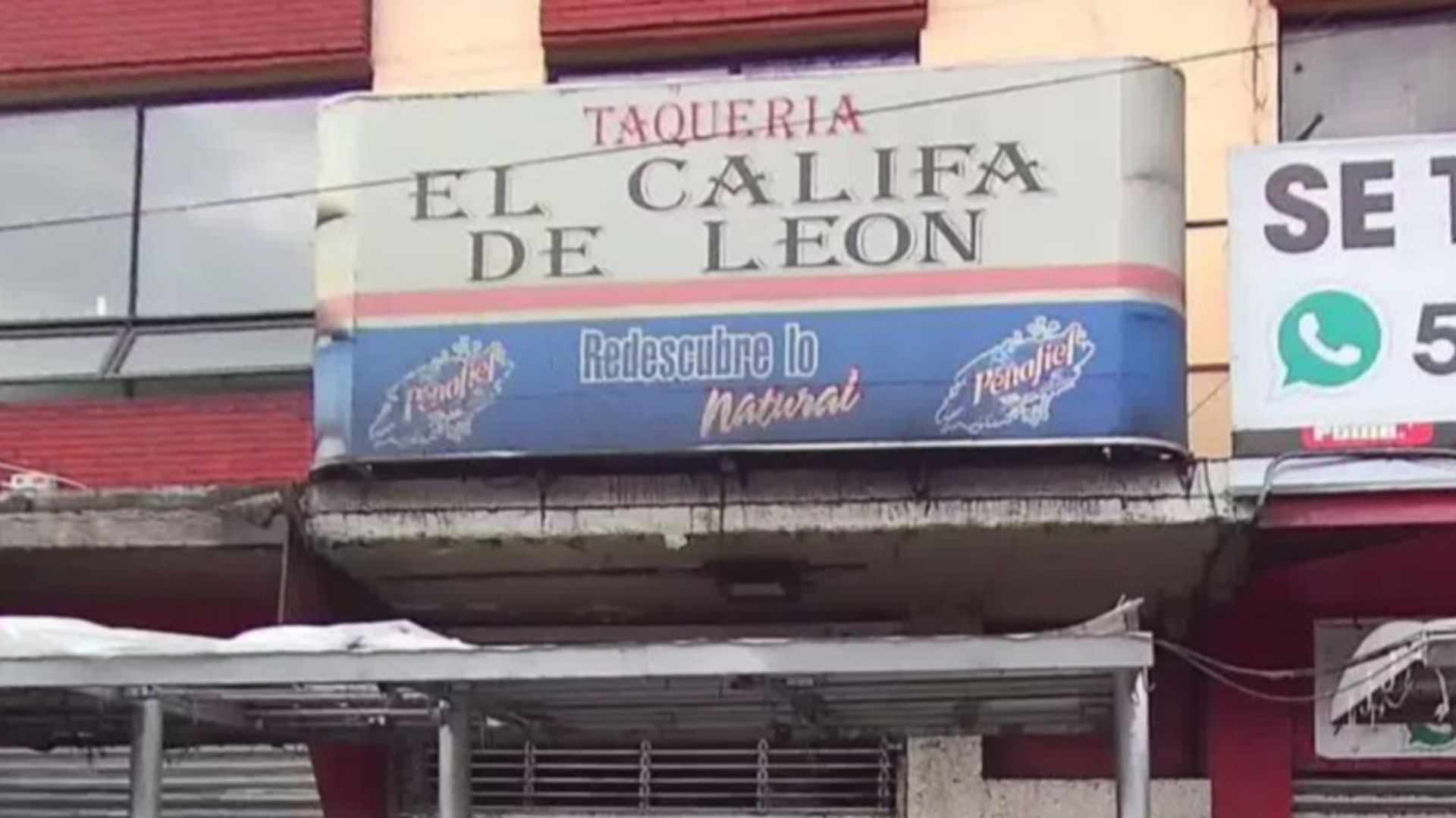 File:Taquería El Califa de León (2020).jpg