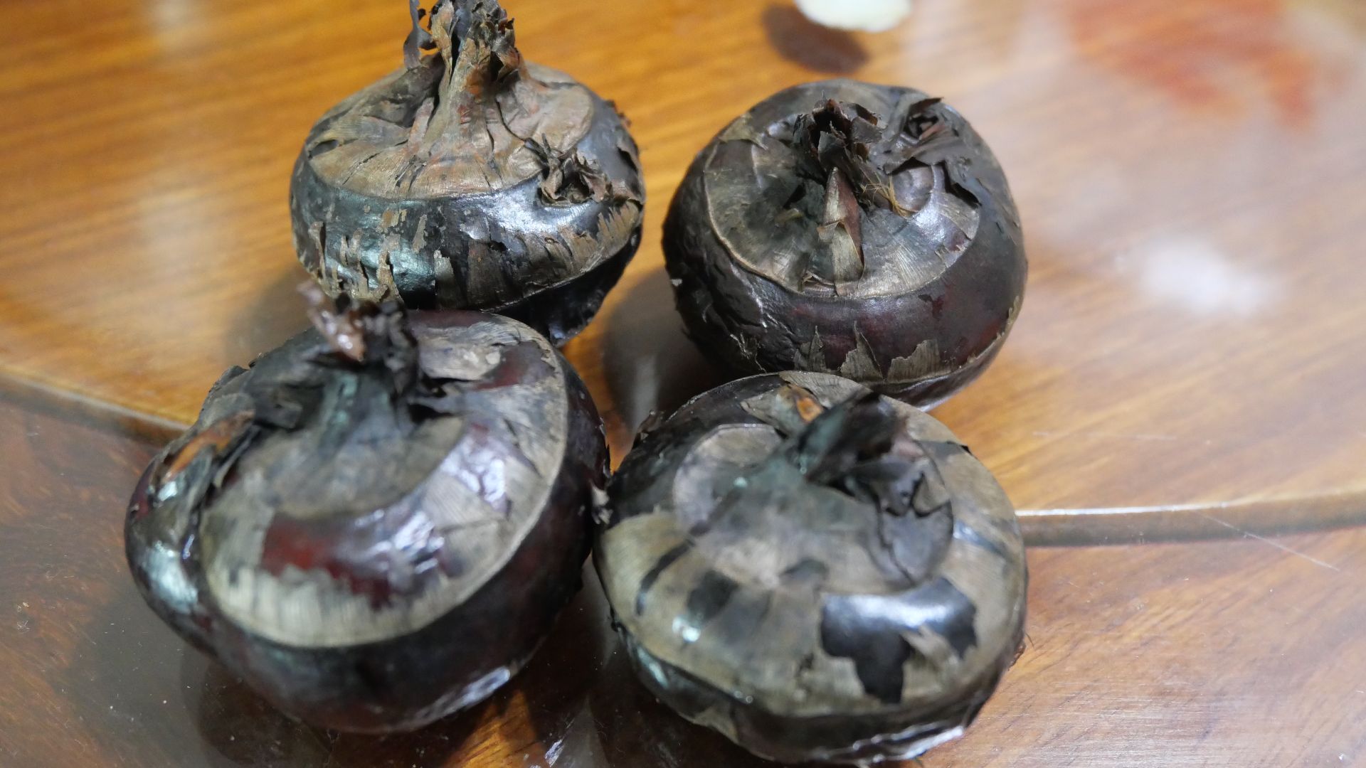 File:Water chestnut in home.jpg