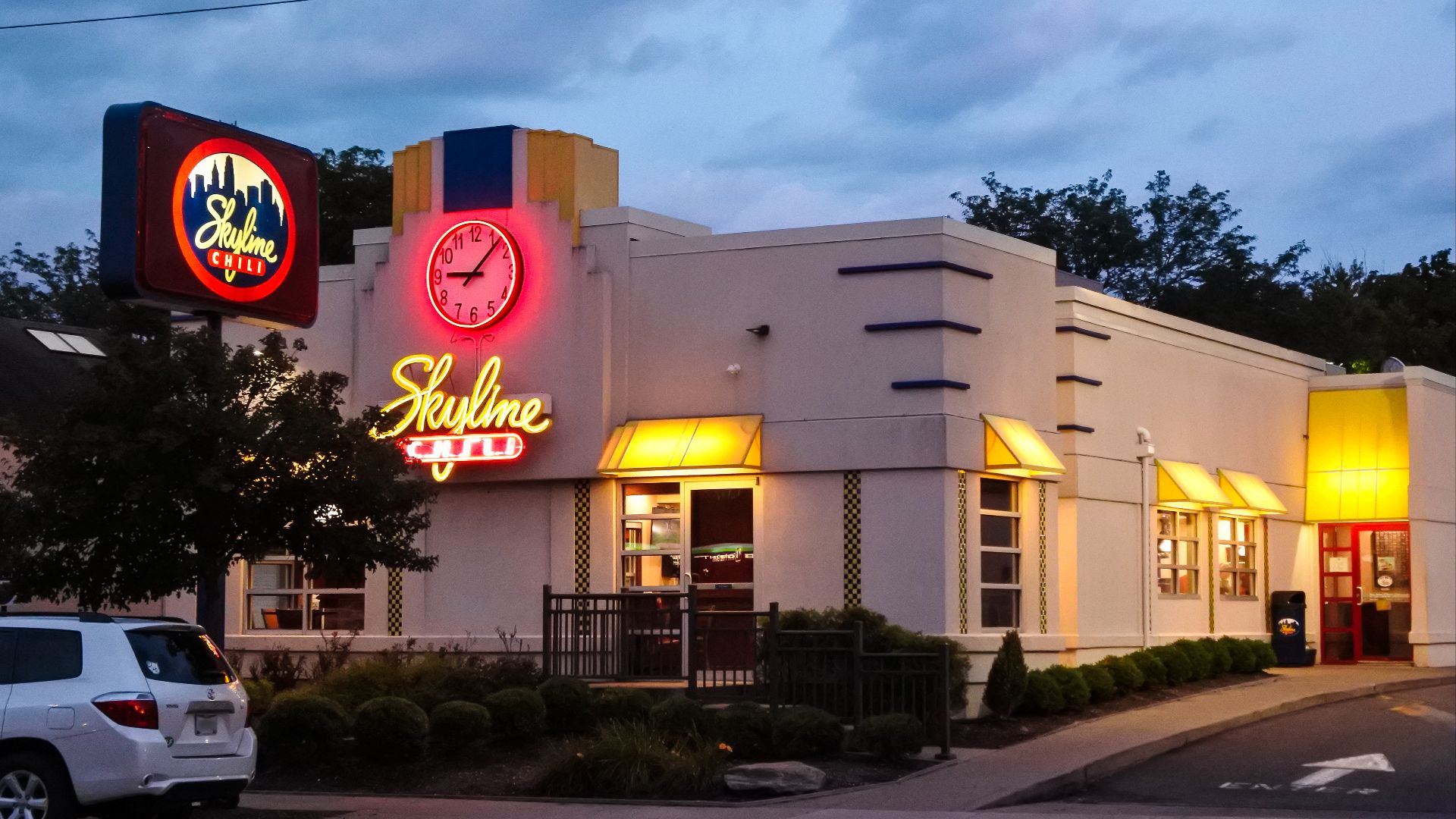 File:Skyline Chili - Oakley, Cincinnati.jpg